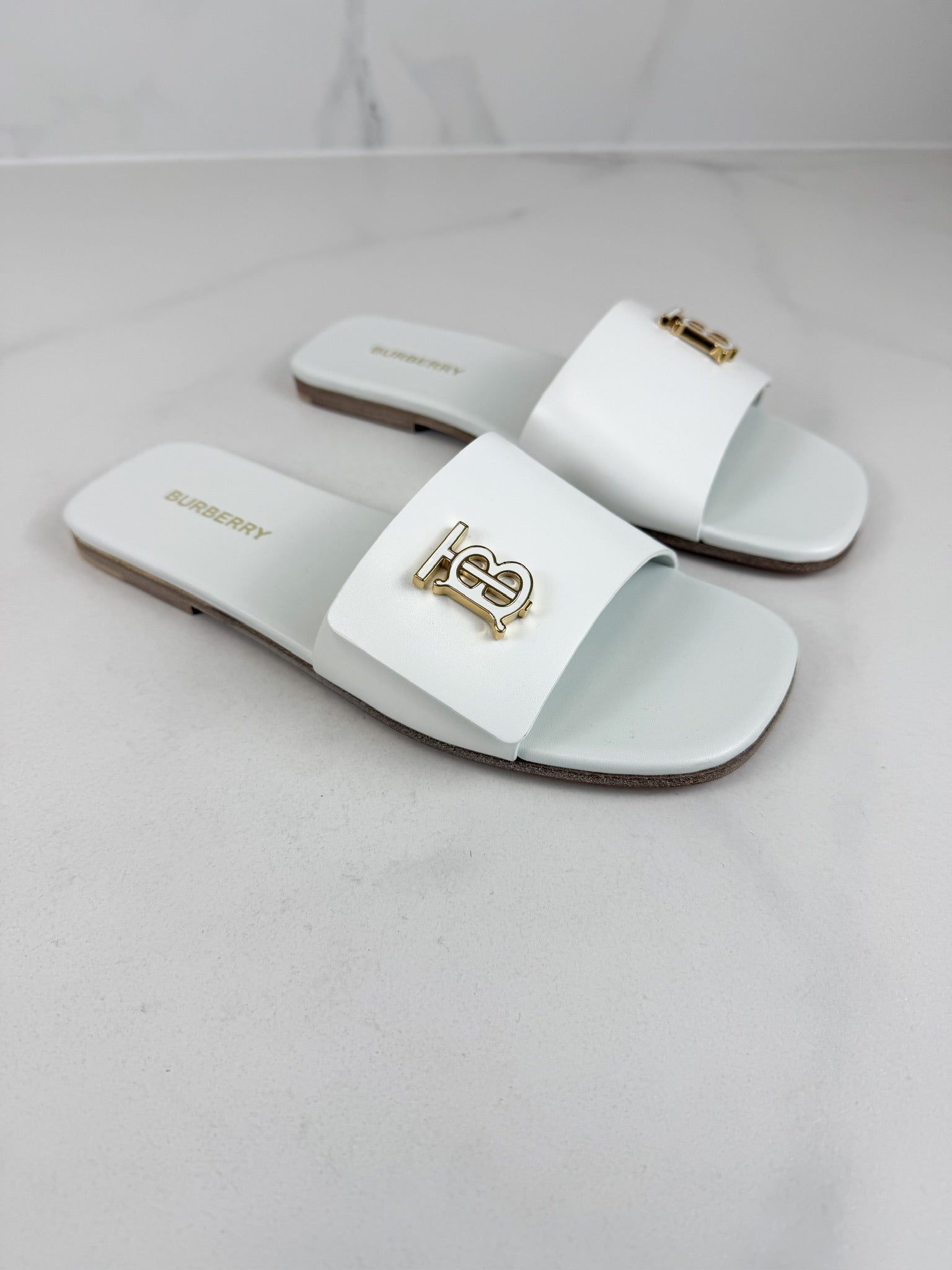 Burberry Leather Slides Size 37