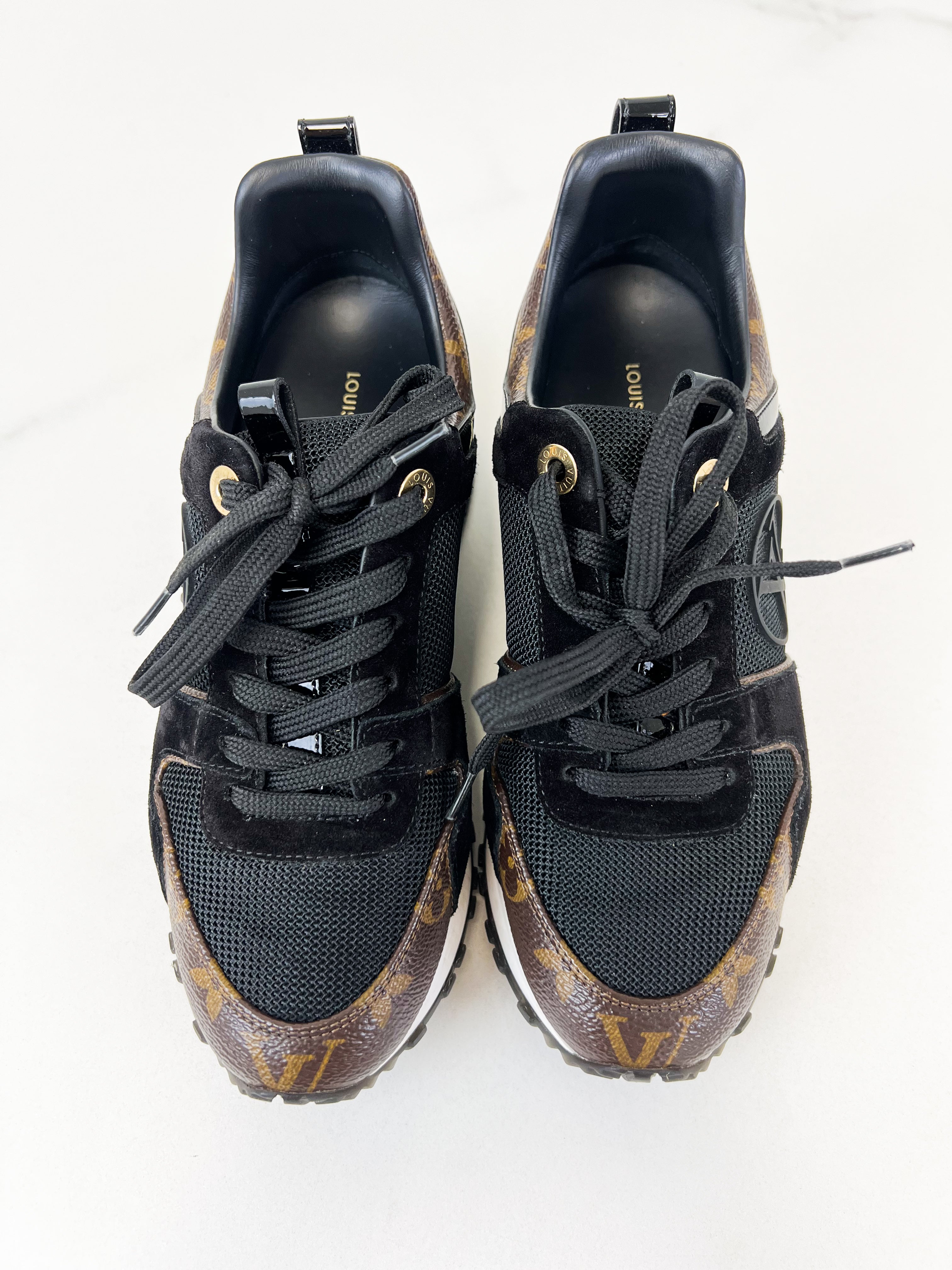 Louis Vuitton Runaway Sneaker Size 35