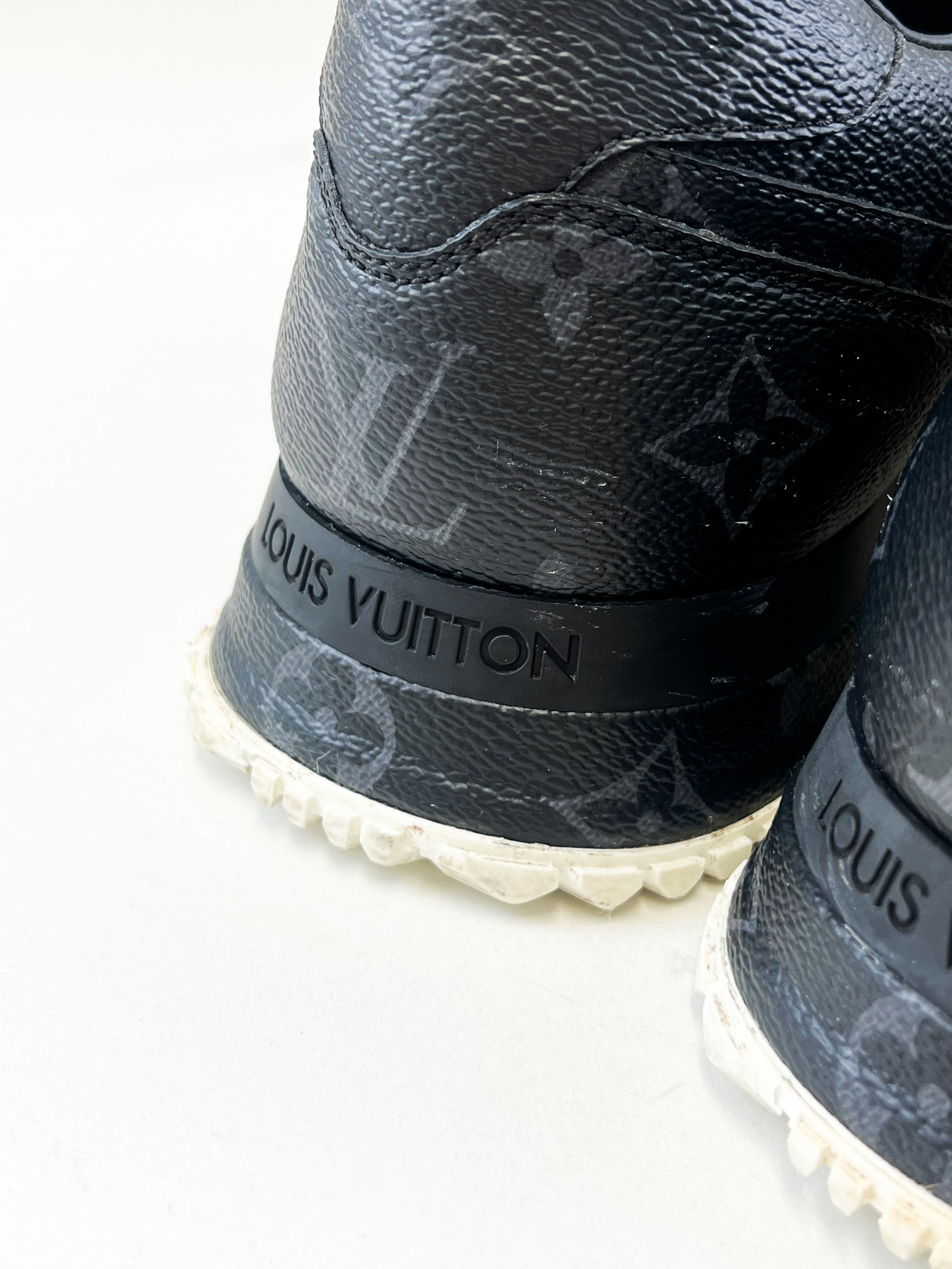 Louis Vuitton Runaway Sneaker Size 8.5 Men's