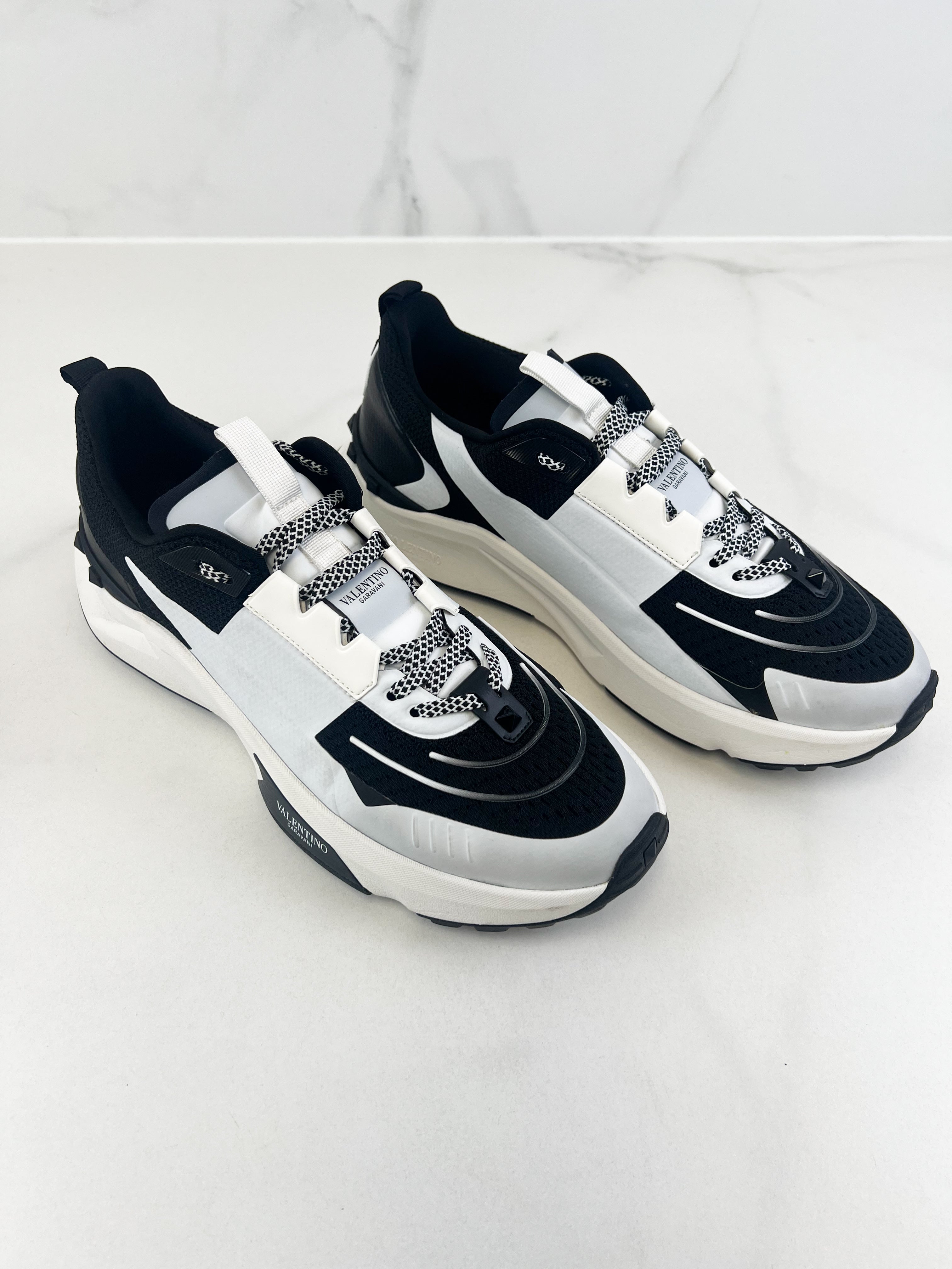 Valentino Mens True Act Panelled Sneaker Size 44