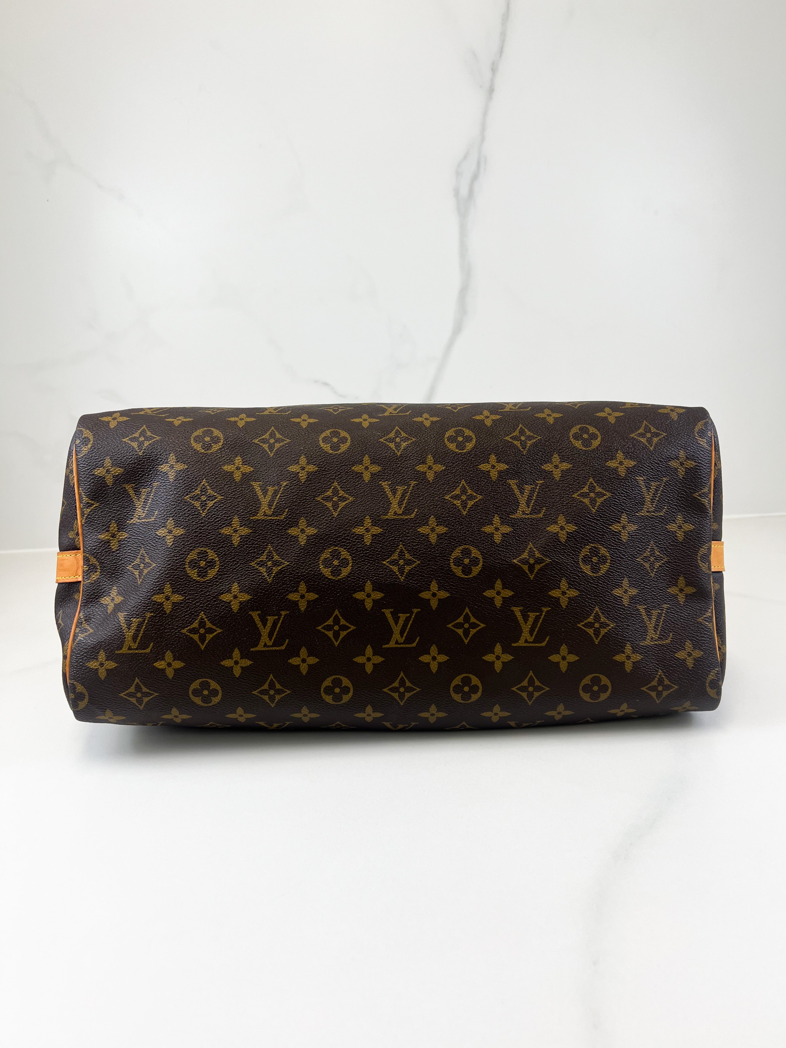 Louis Vuitton Monogram Speedy 40 Bandouliere