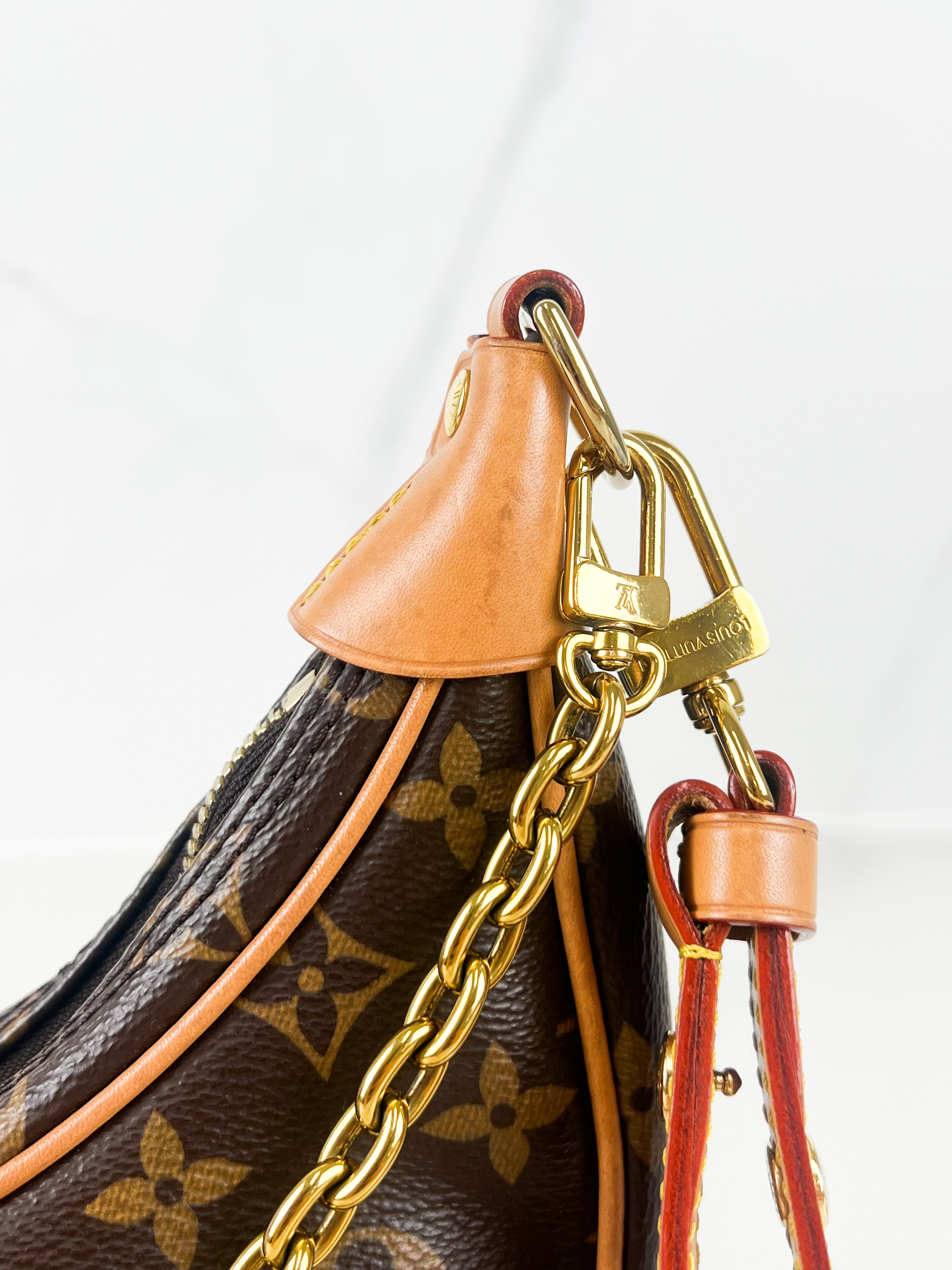 Louis Vuitton Loop Monogram