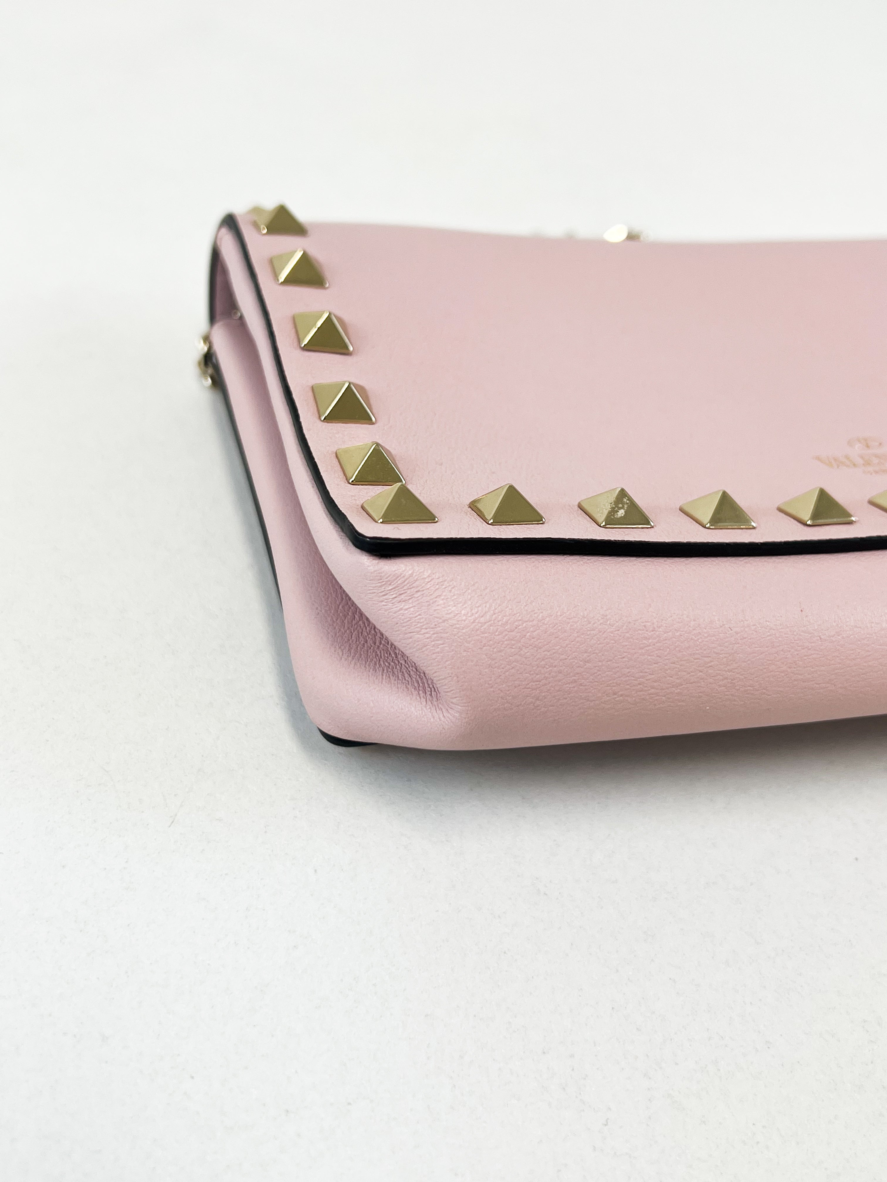 Valentino Garavani Rockstud Wallet on Chain
