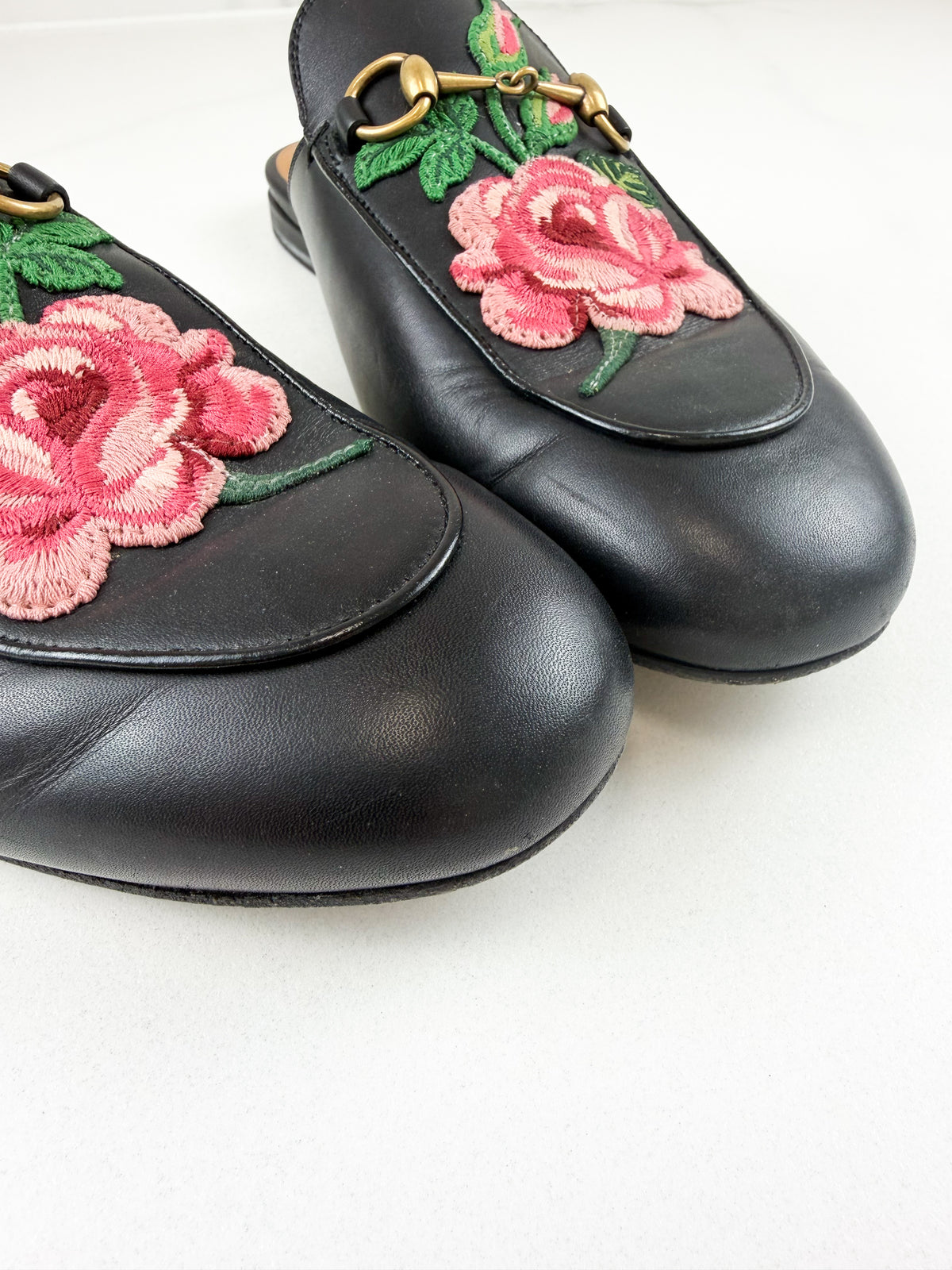 Gucci Princetown Rose Embroidered Leather Mule Size 38