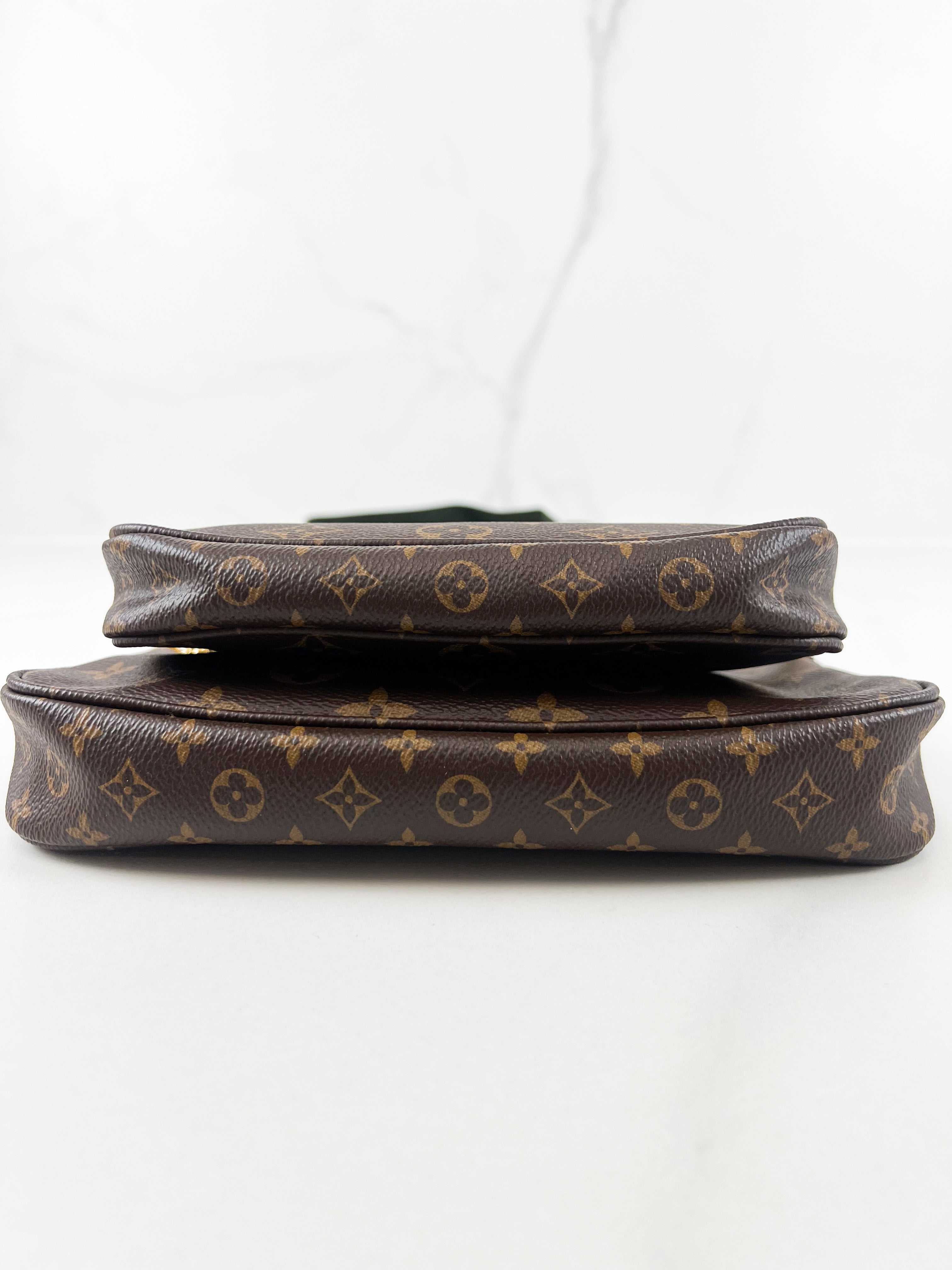 Louis Vuitton Multi Pochette Accessories in Khaki
