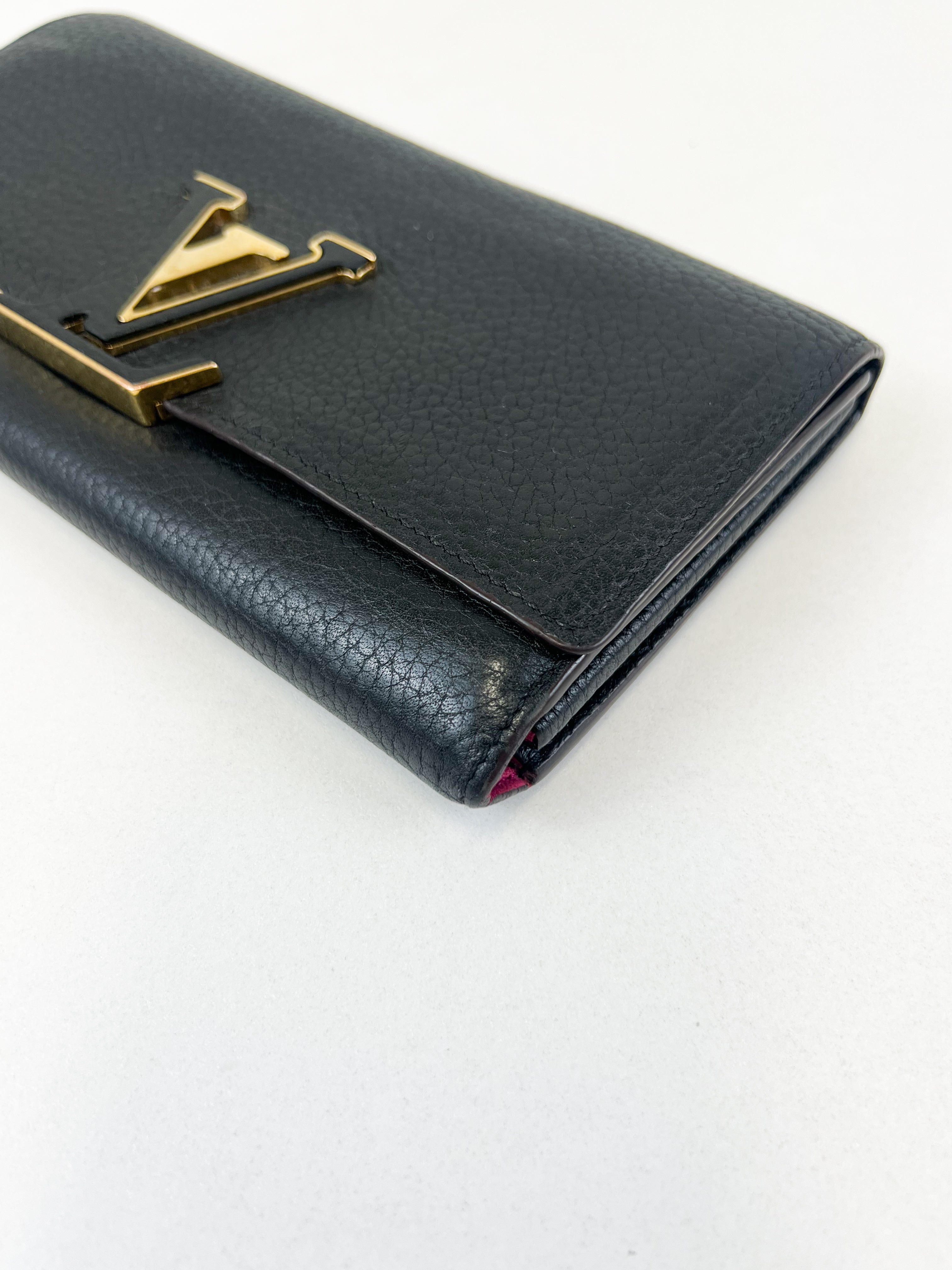 Louis Vuitton Capucines Wallet in Taurillon Leather