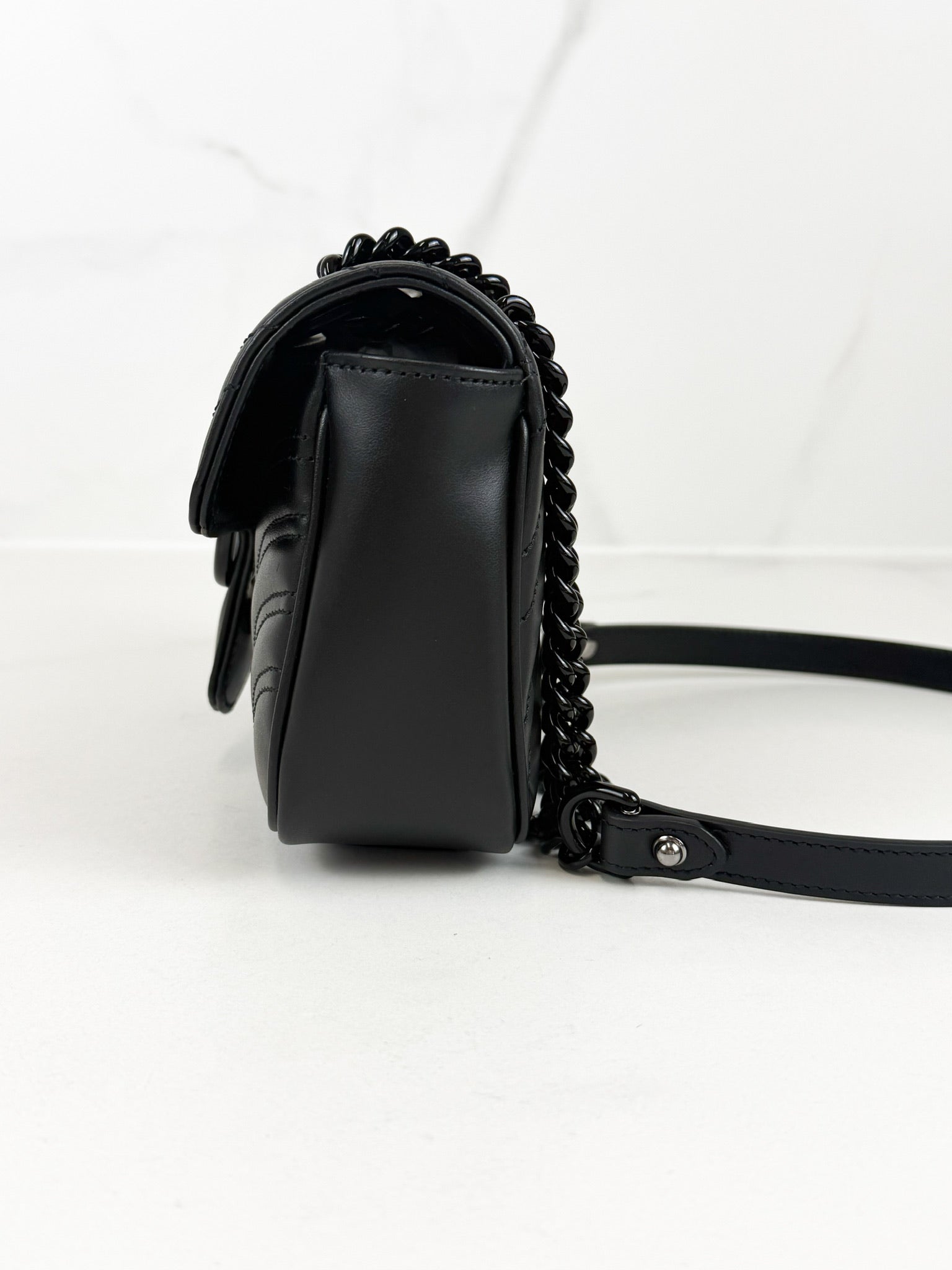 Gucci GG Marmont Matelasse Small Flap Shoulder Bag