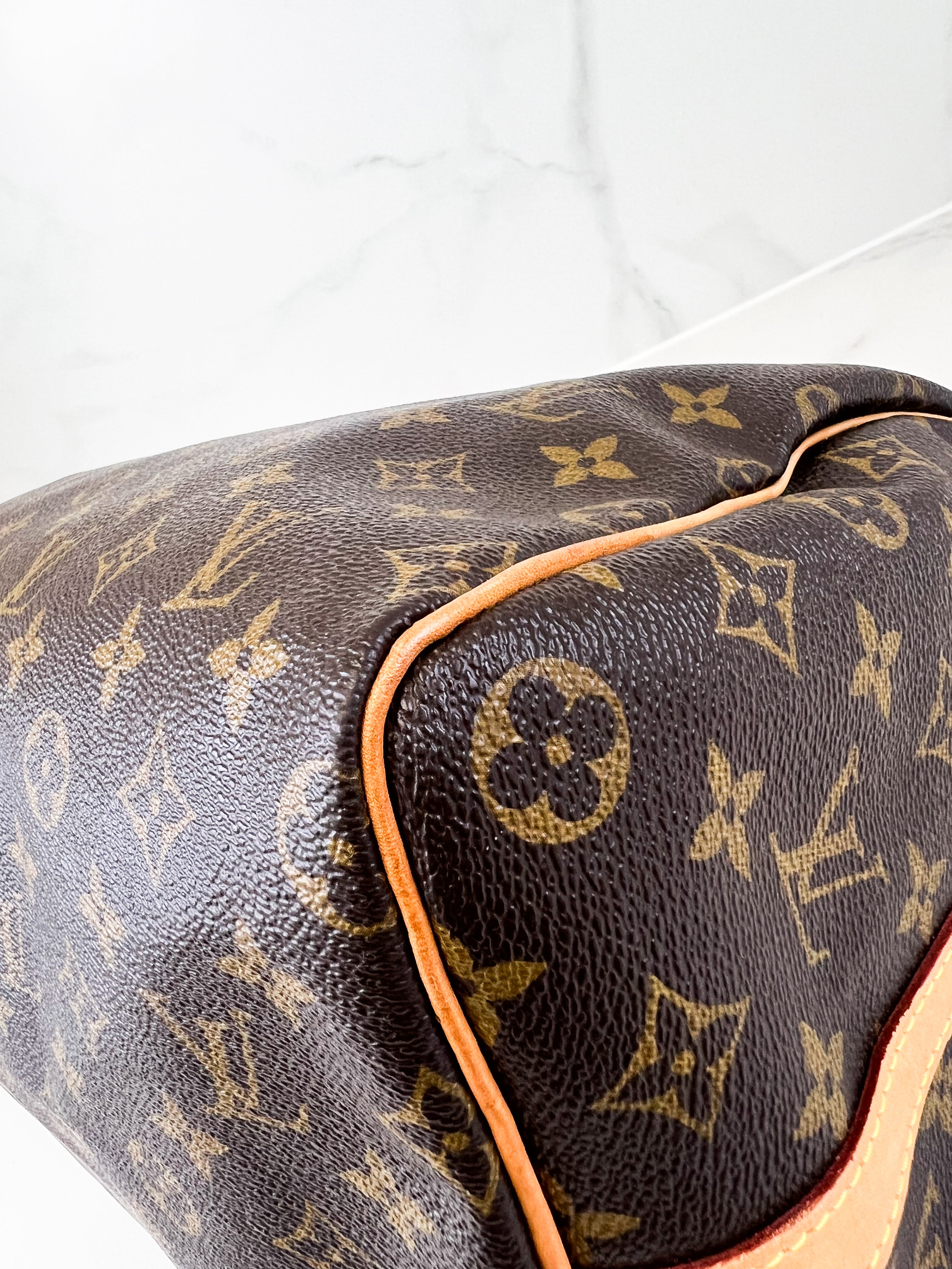 Louis Vuitton Monogram Speedy 40 Bandouliere
