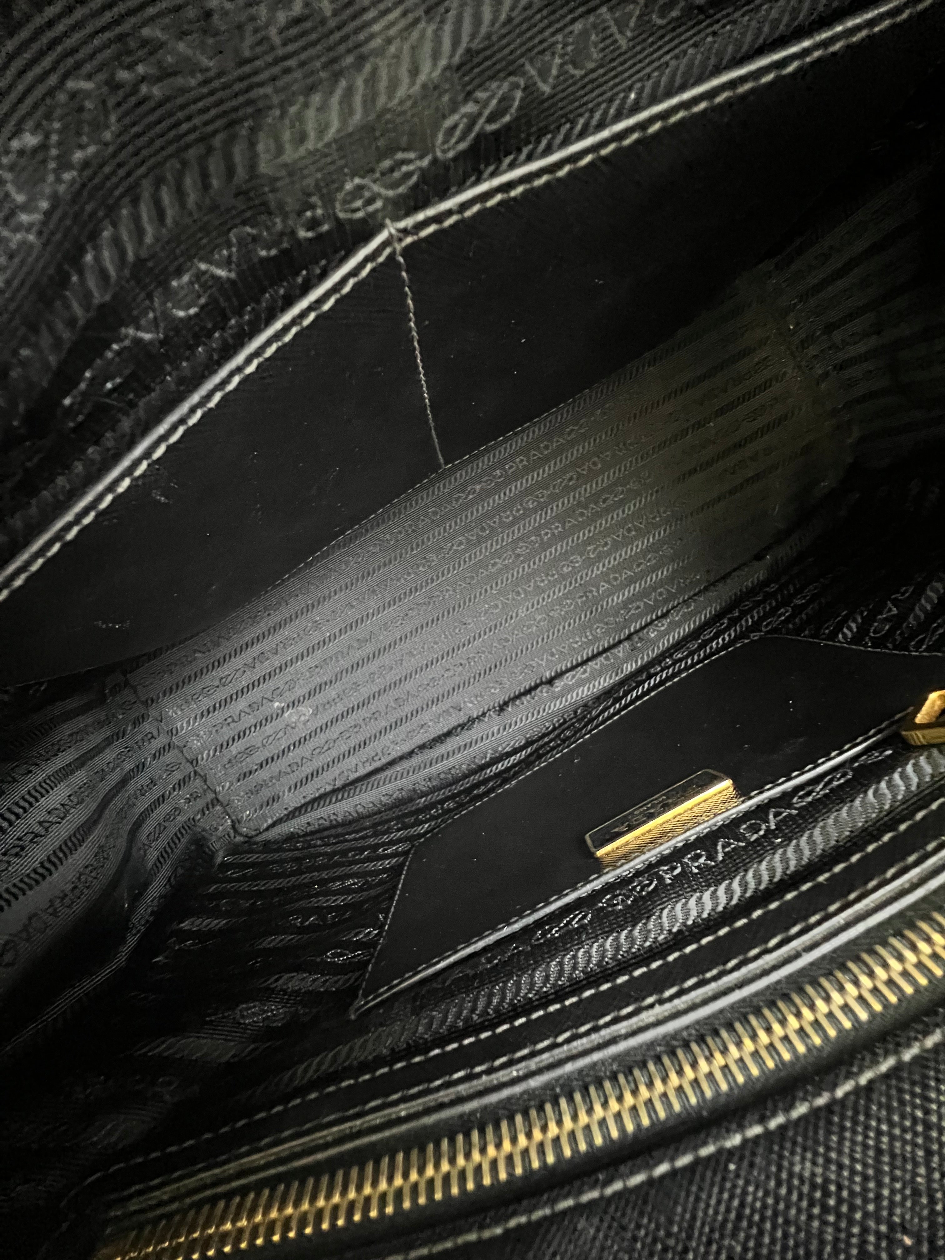 Prada Medium Galleria Saffiano Bag