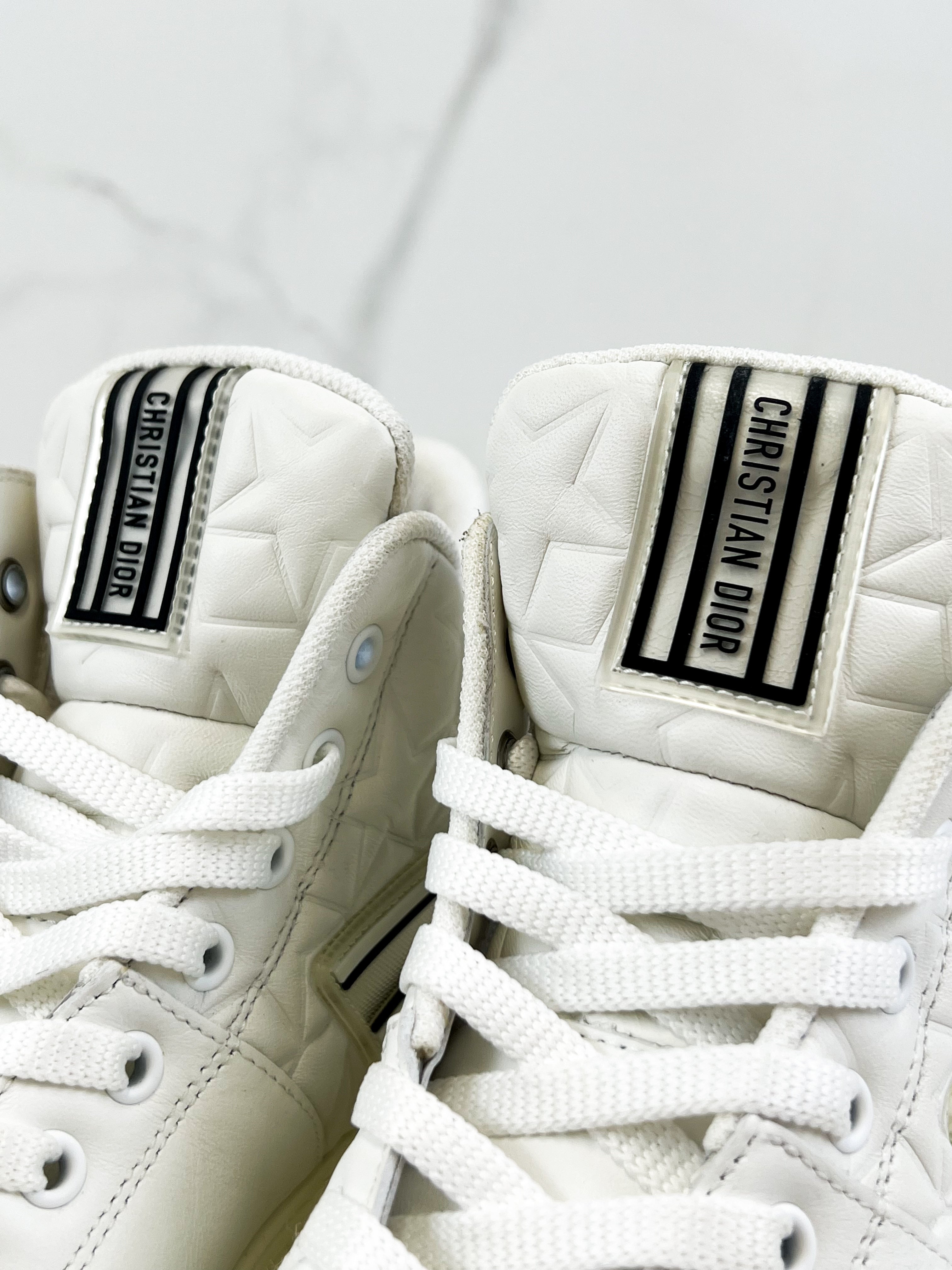 Christian Dior High-Top Sneaker Size 37.5