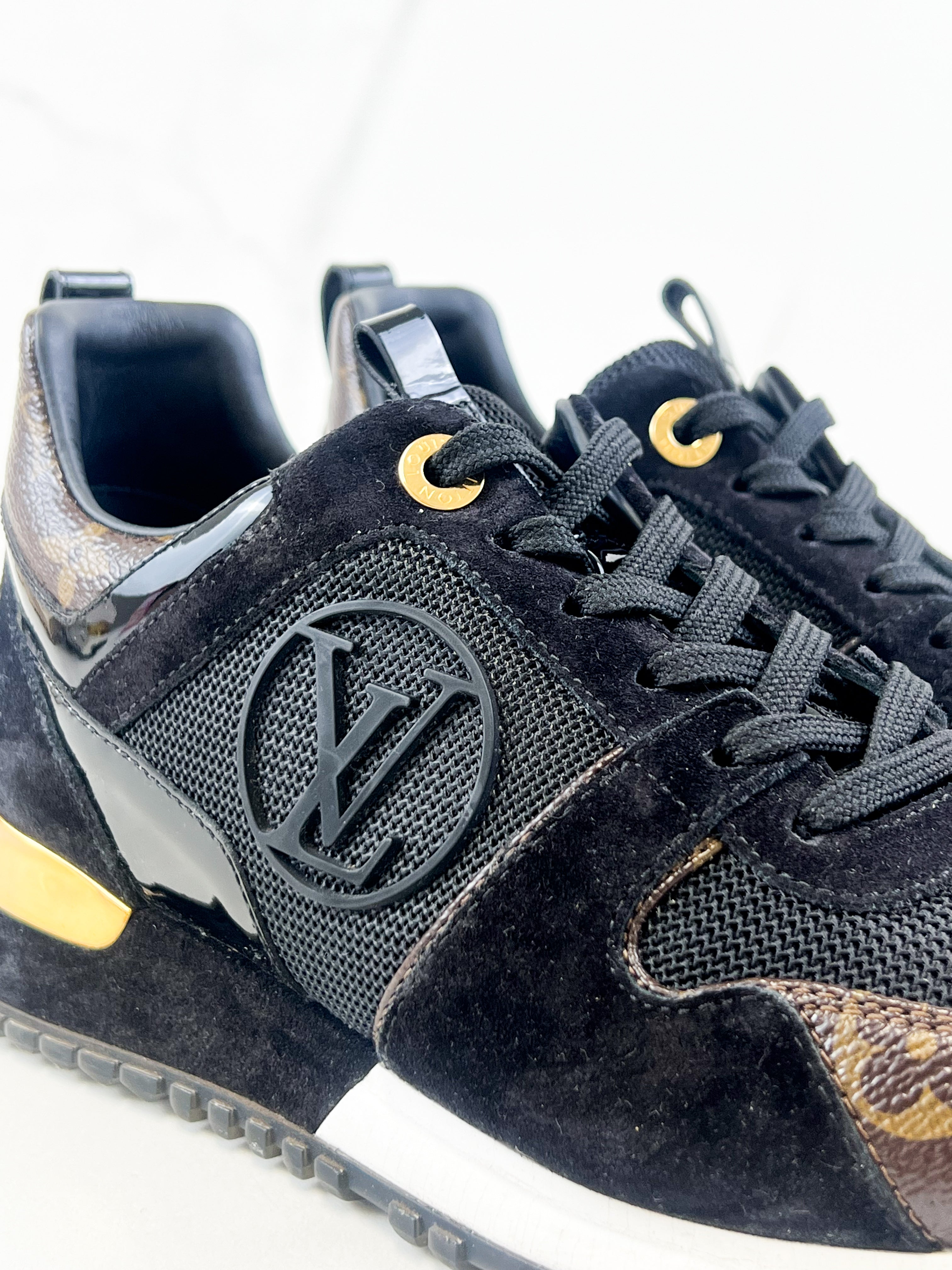 Louis Vuitton Runaway Sneaker Size 35