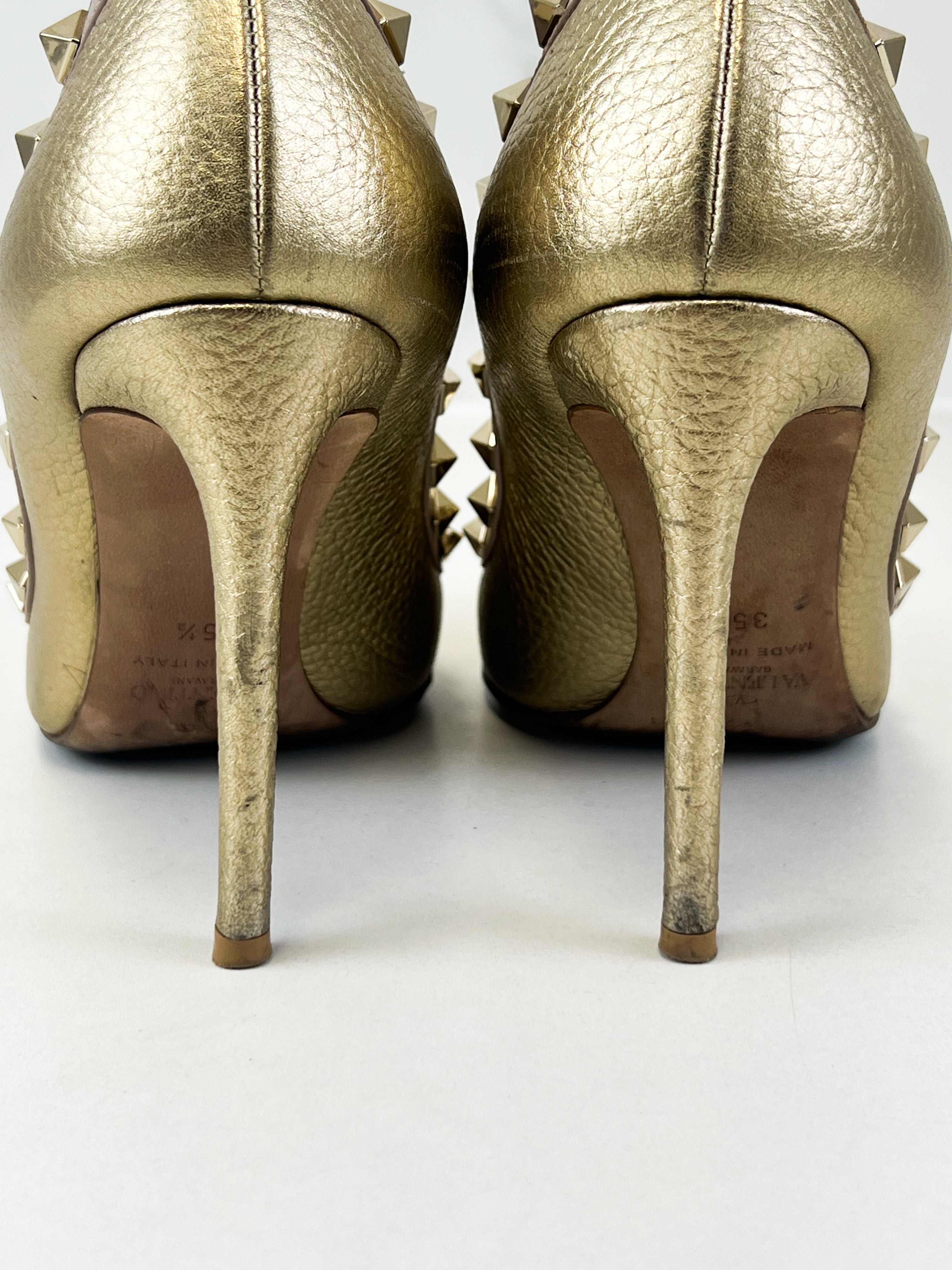 Valentino Metallic Gold Rockstud Pumps Size 35.5