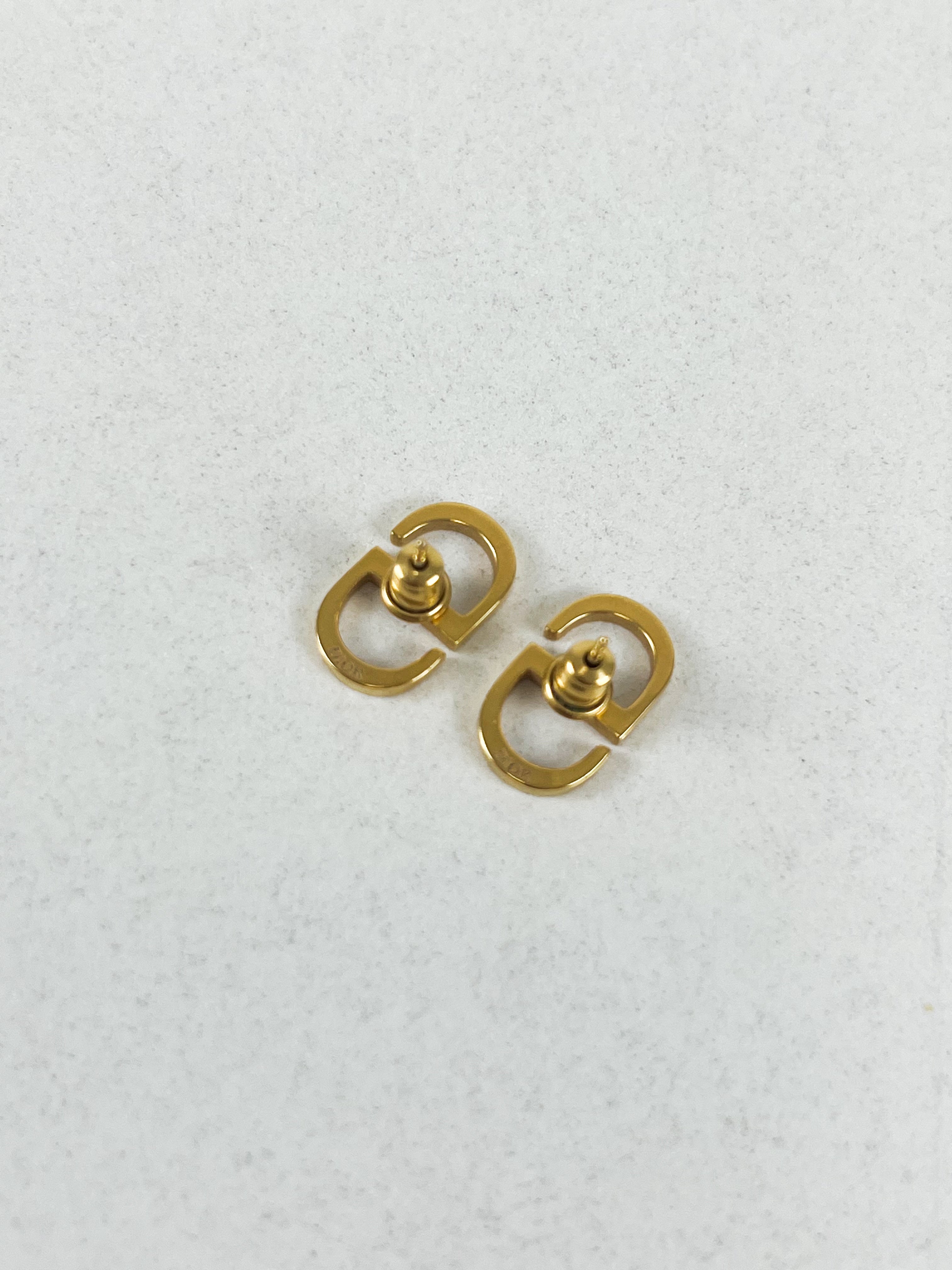 Christian Dior Signature CD Stud Earrings in Gold