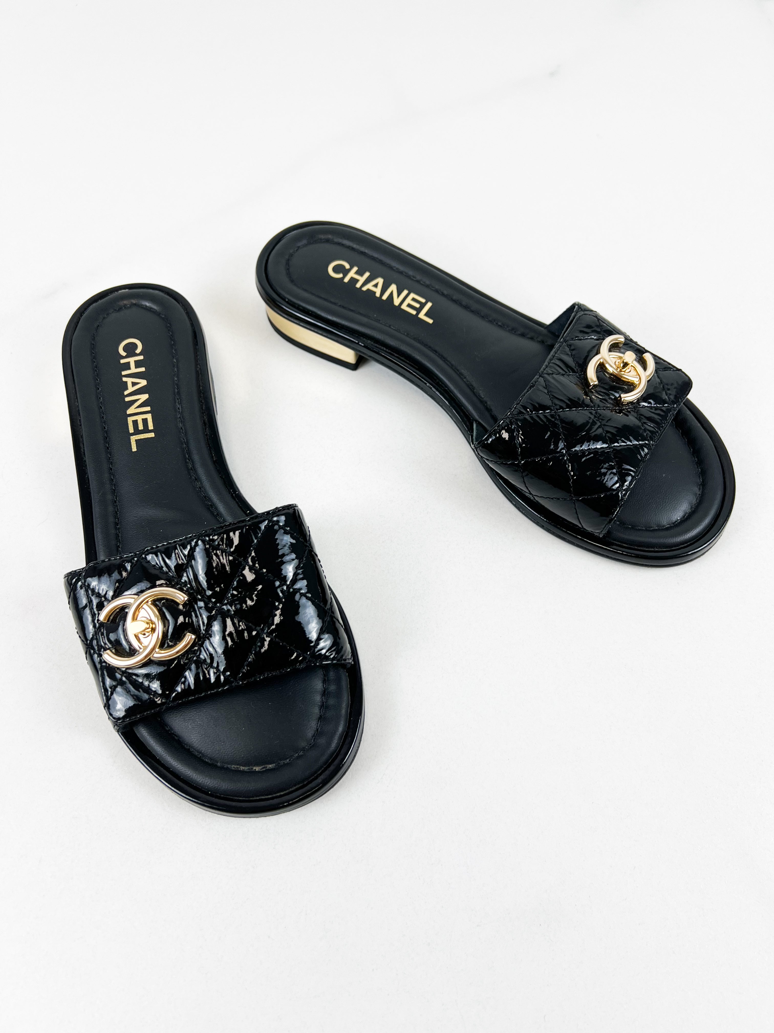 Chanel Black Quilted Leather CC Slides Size 35.5C