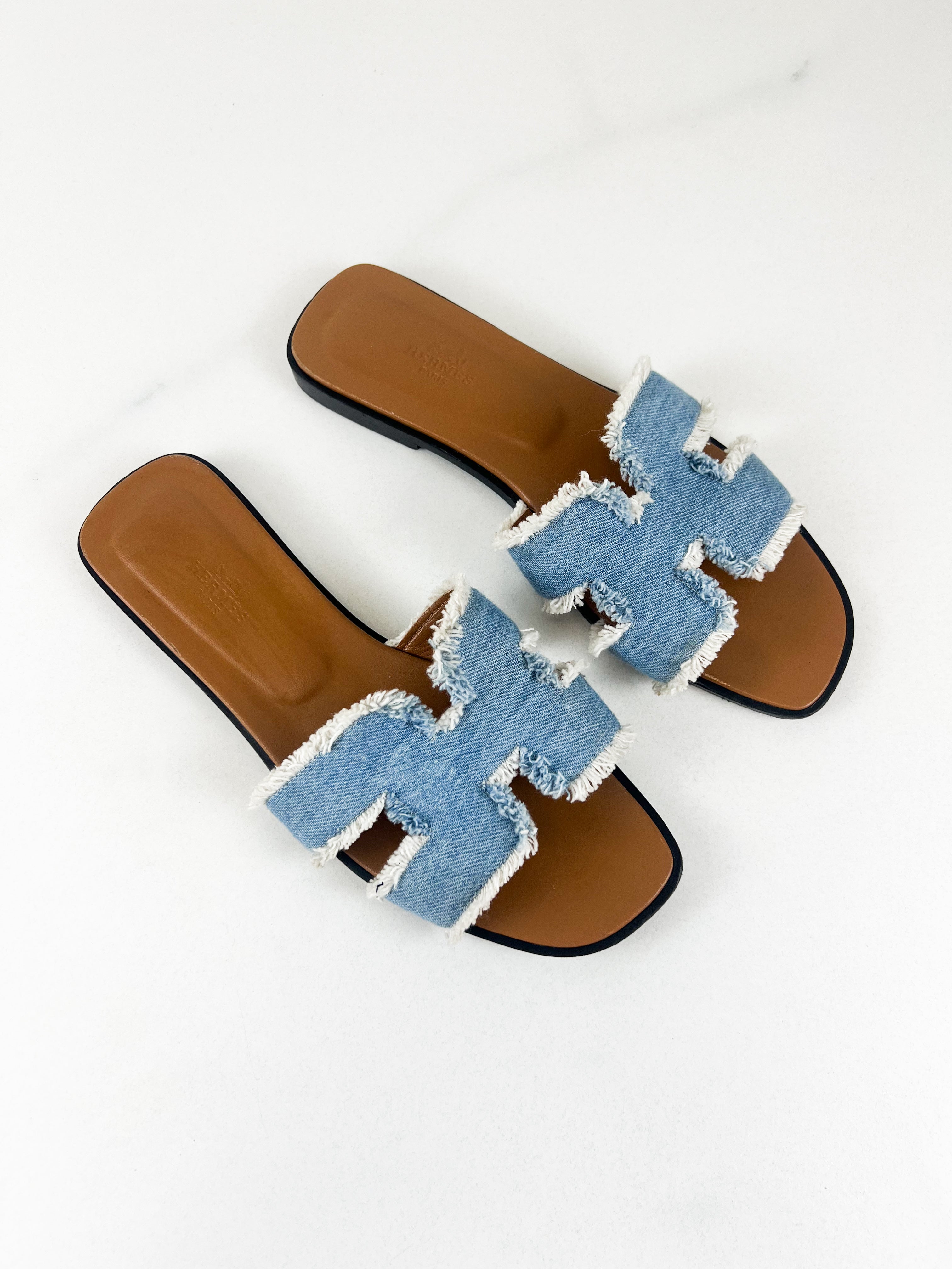 Hermes Oran Sandals in Bleu Clair Size 39