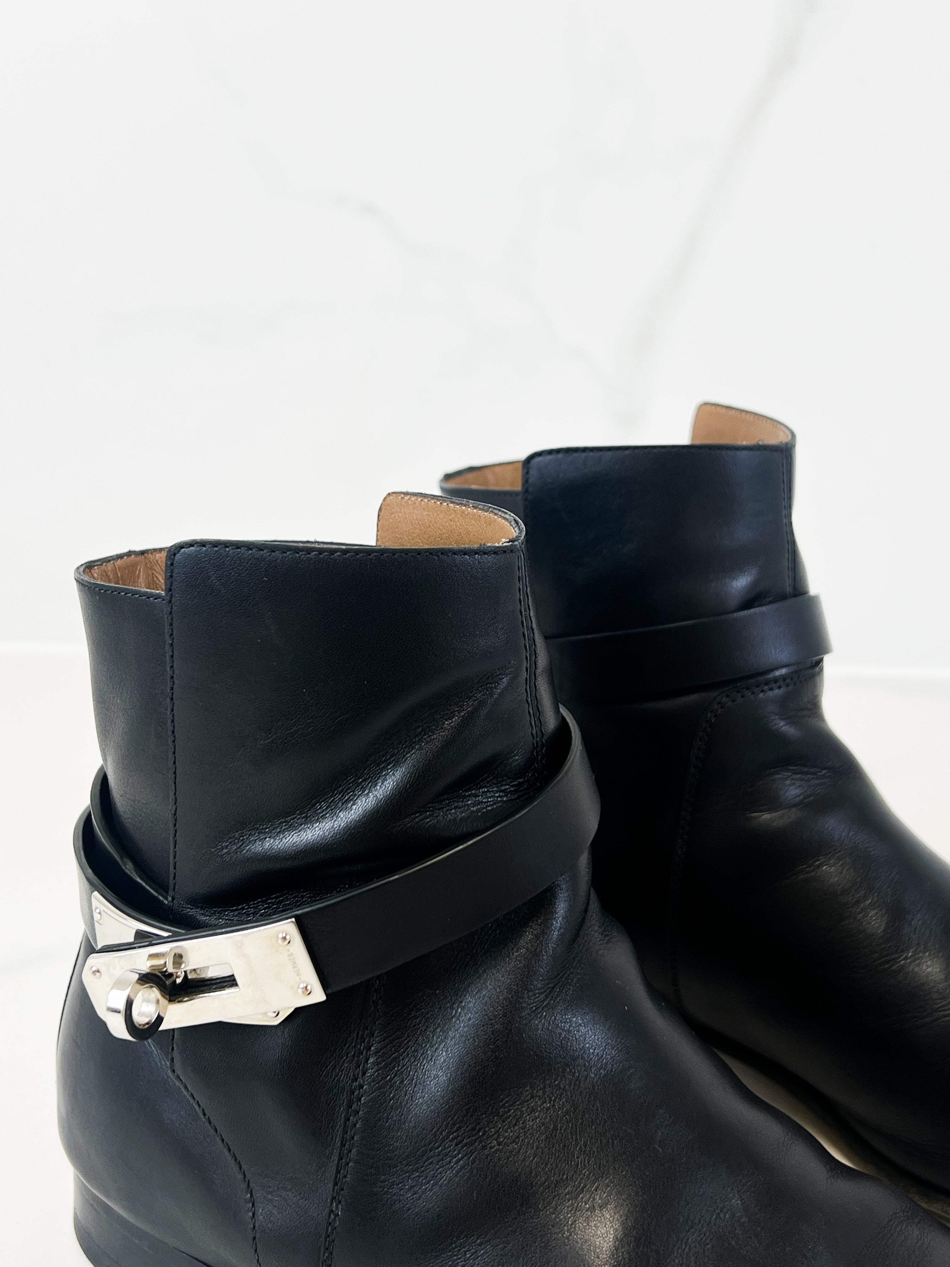 Hermes Bottines Femme Boot in Noir Size 38