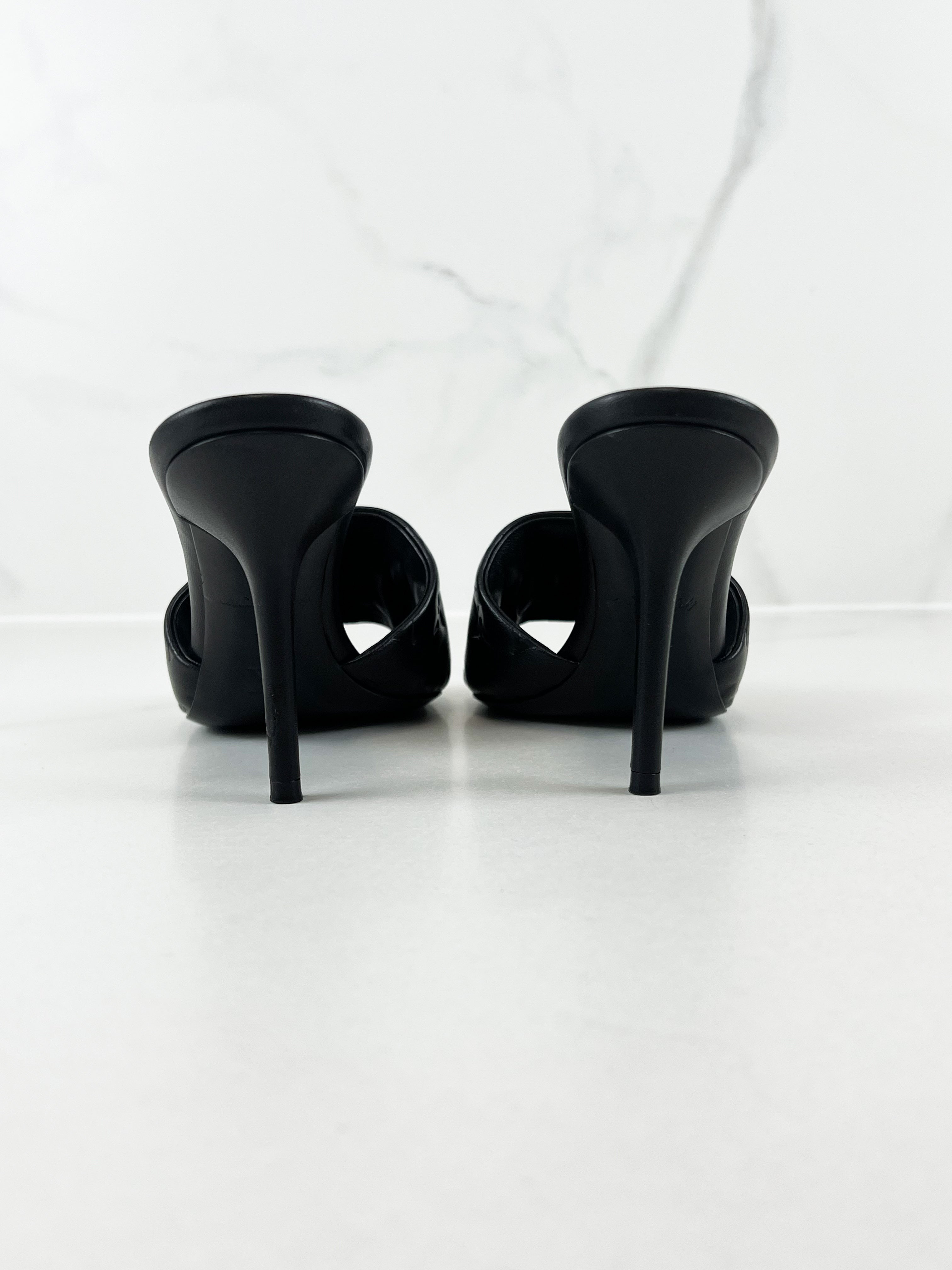 Louis Vuitton Neo Revival Mule Size 38