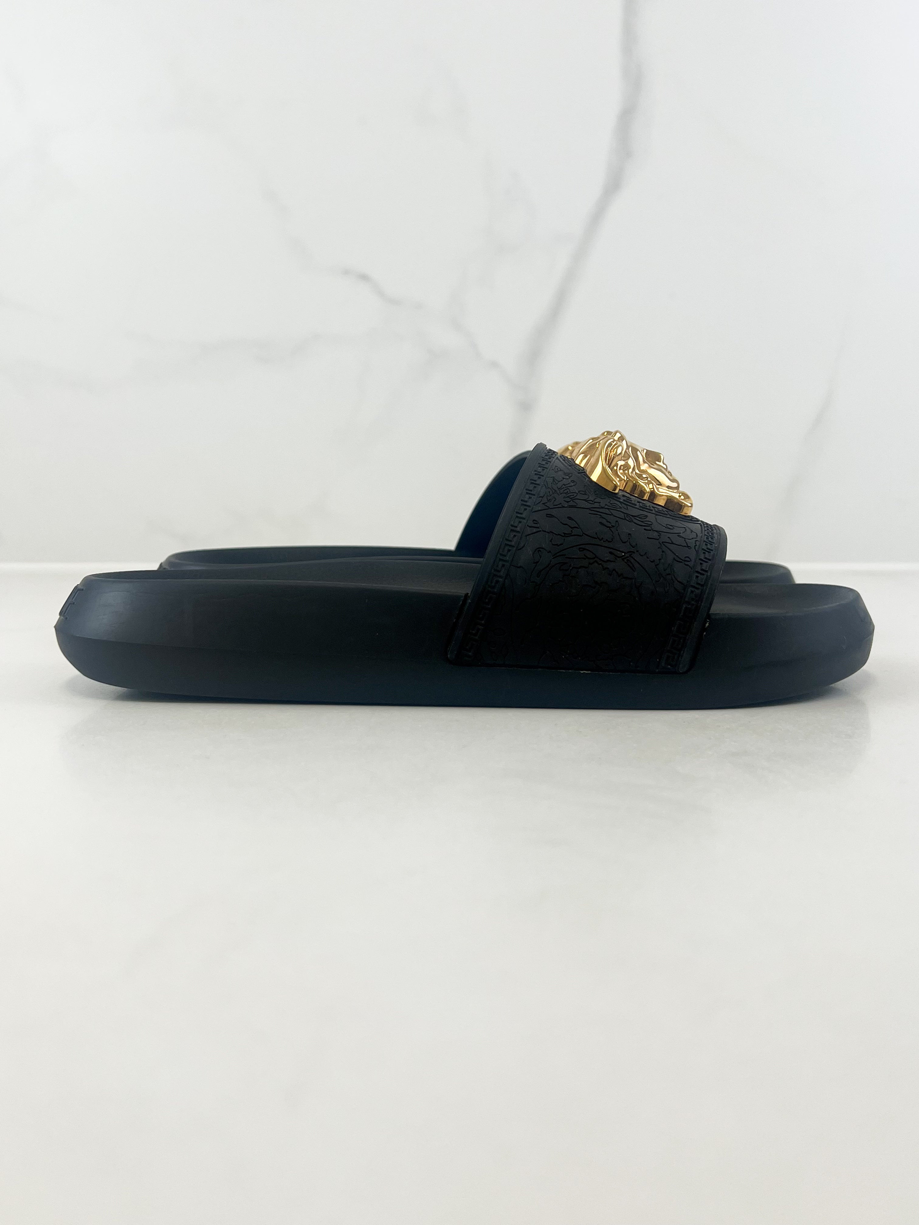 Versace Palazzo Black Medusa Pool Slides Size 38