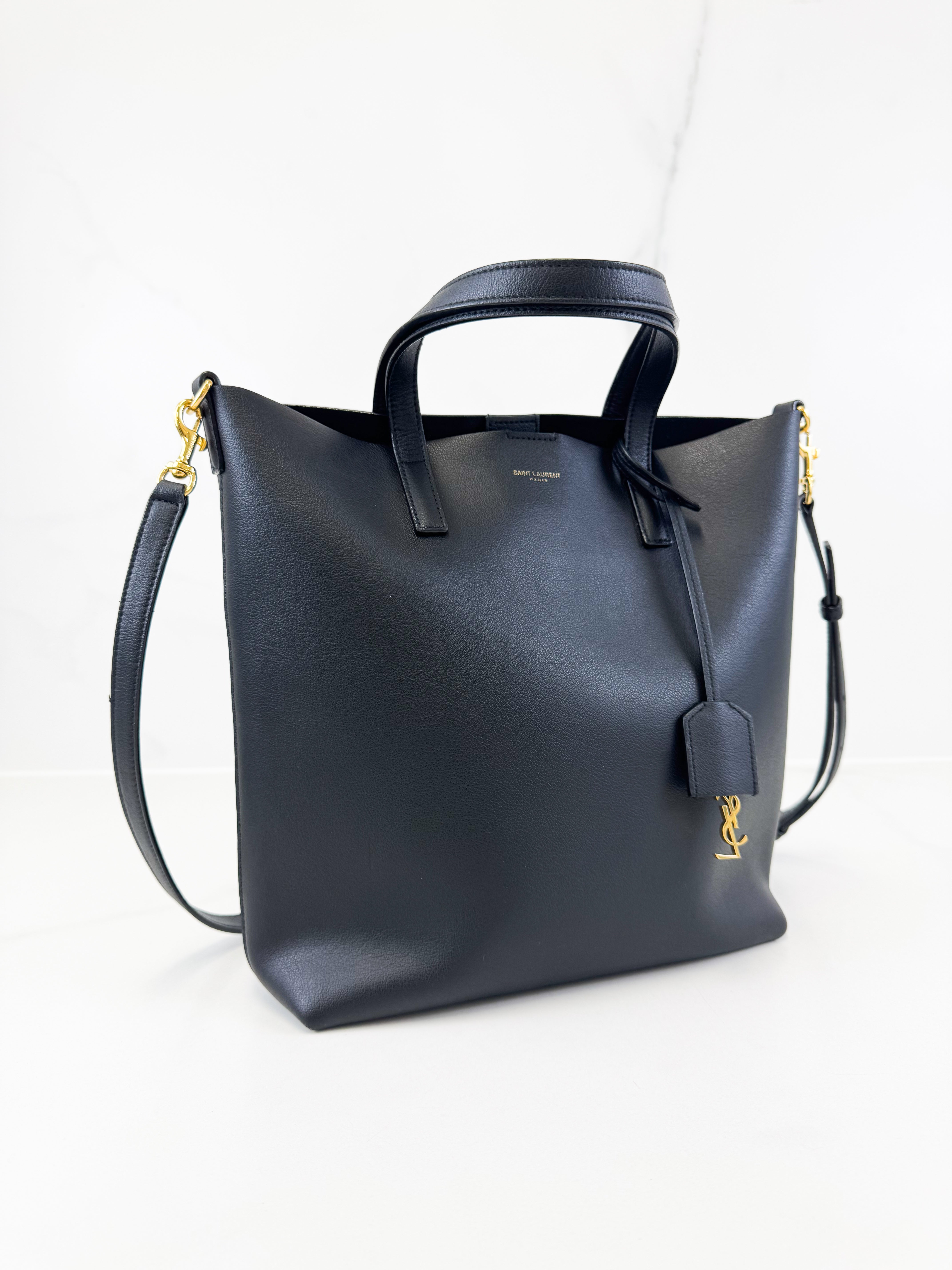 Saint Laurent Toy shopper Tote in Black Supple Leather
