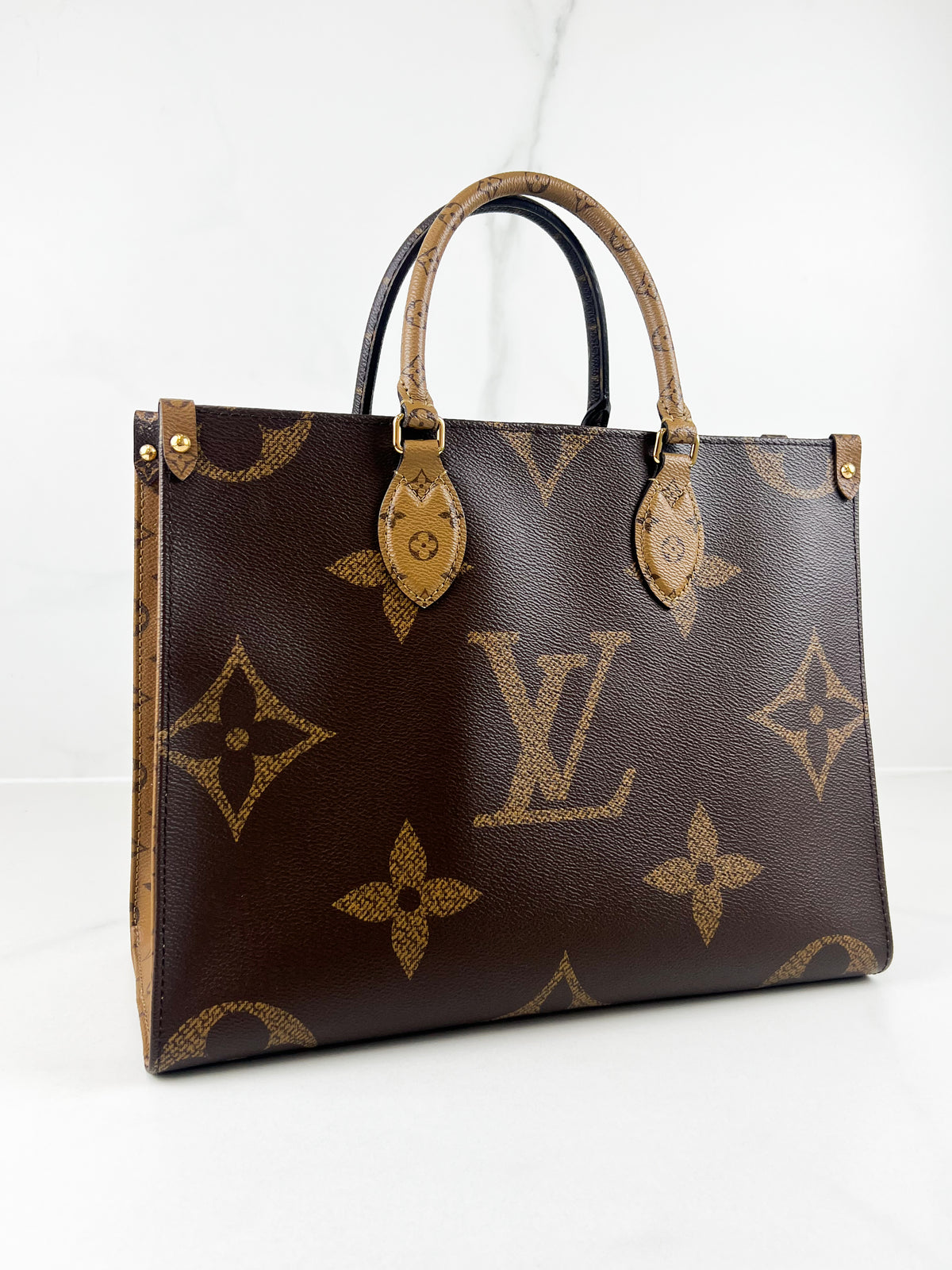 Louis Vuitton Reverse Onthego MM