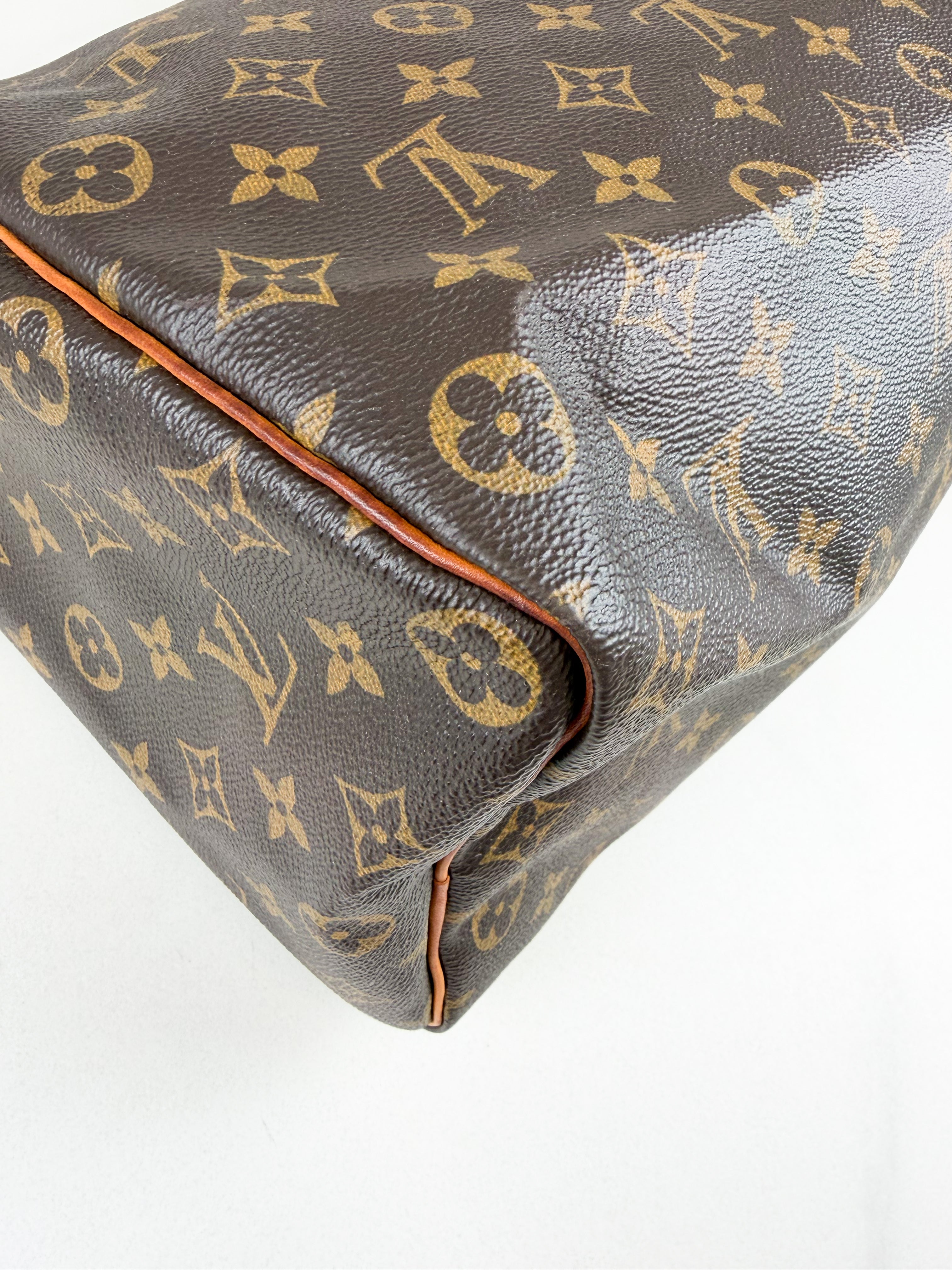 Louis Vuitton Speedy 35 Monogram Canvas