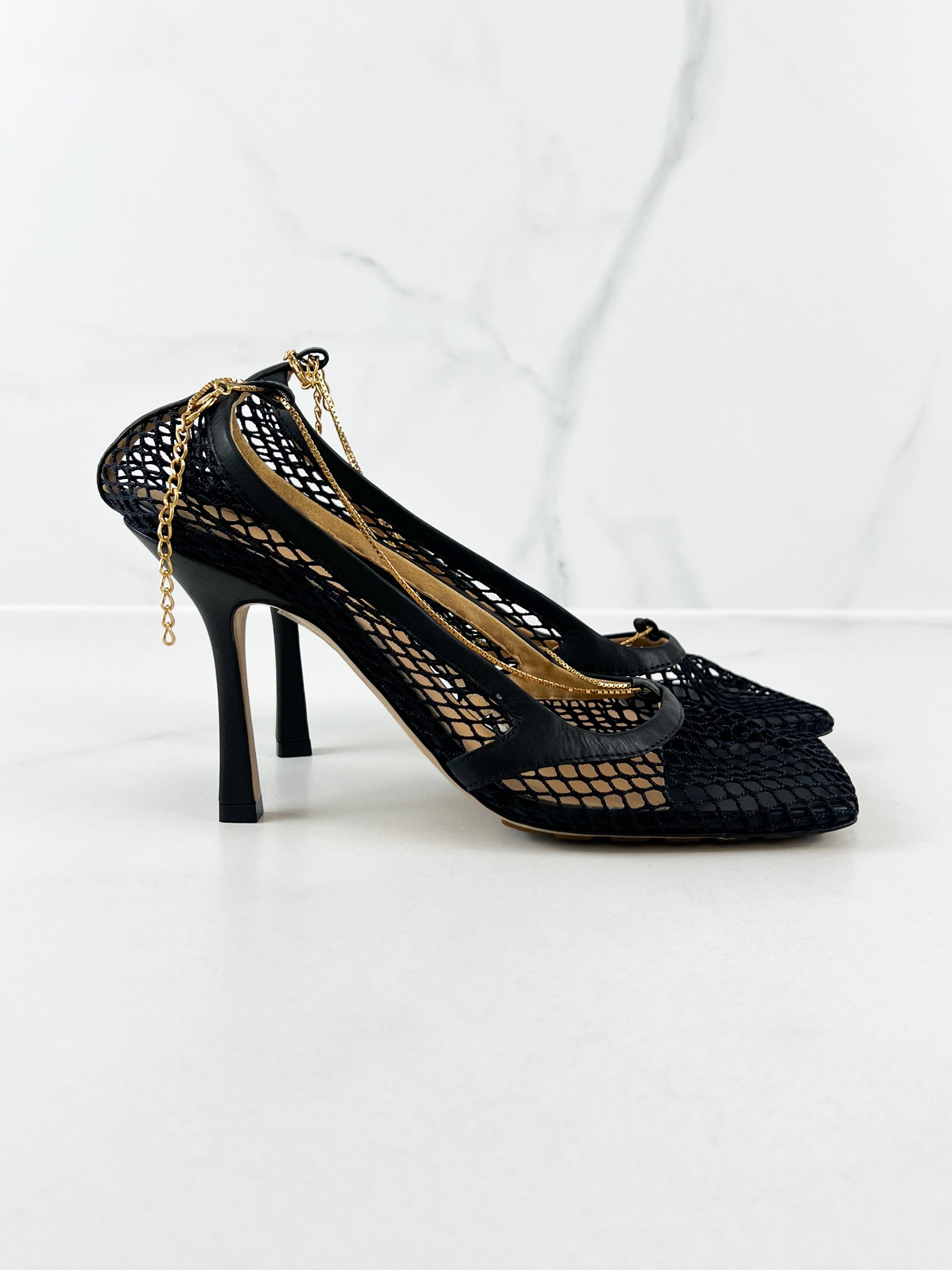 Bottega Veneta Stretch Pump Size 39