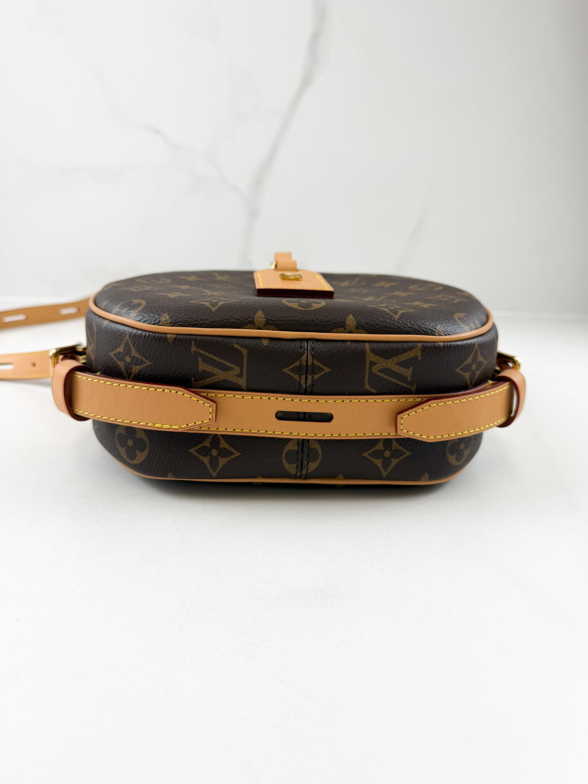 Louis Vuitton Boite Chapeau MM in Monogram Canvas
