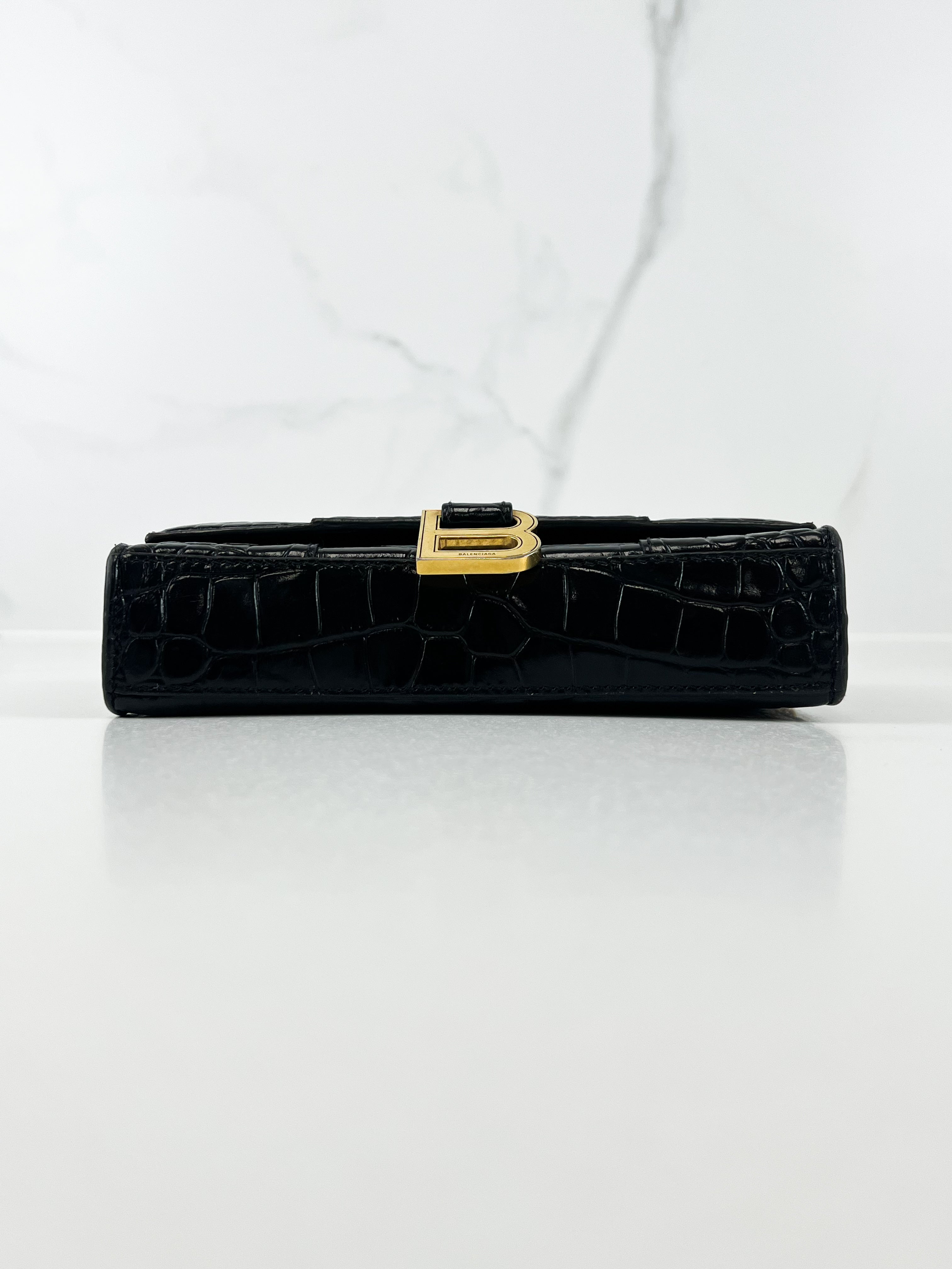 Balenciaga Hourglass Wallet on Chain In Black