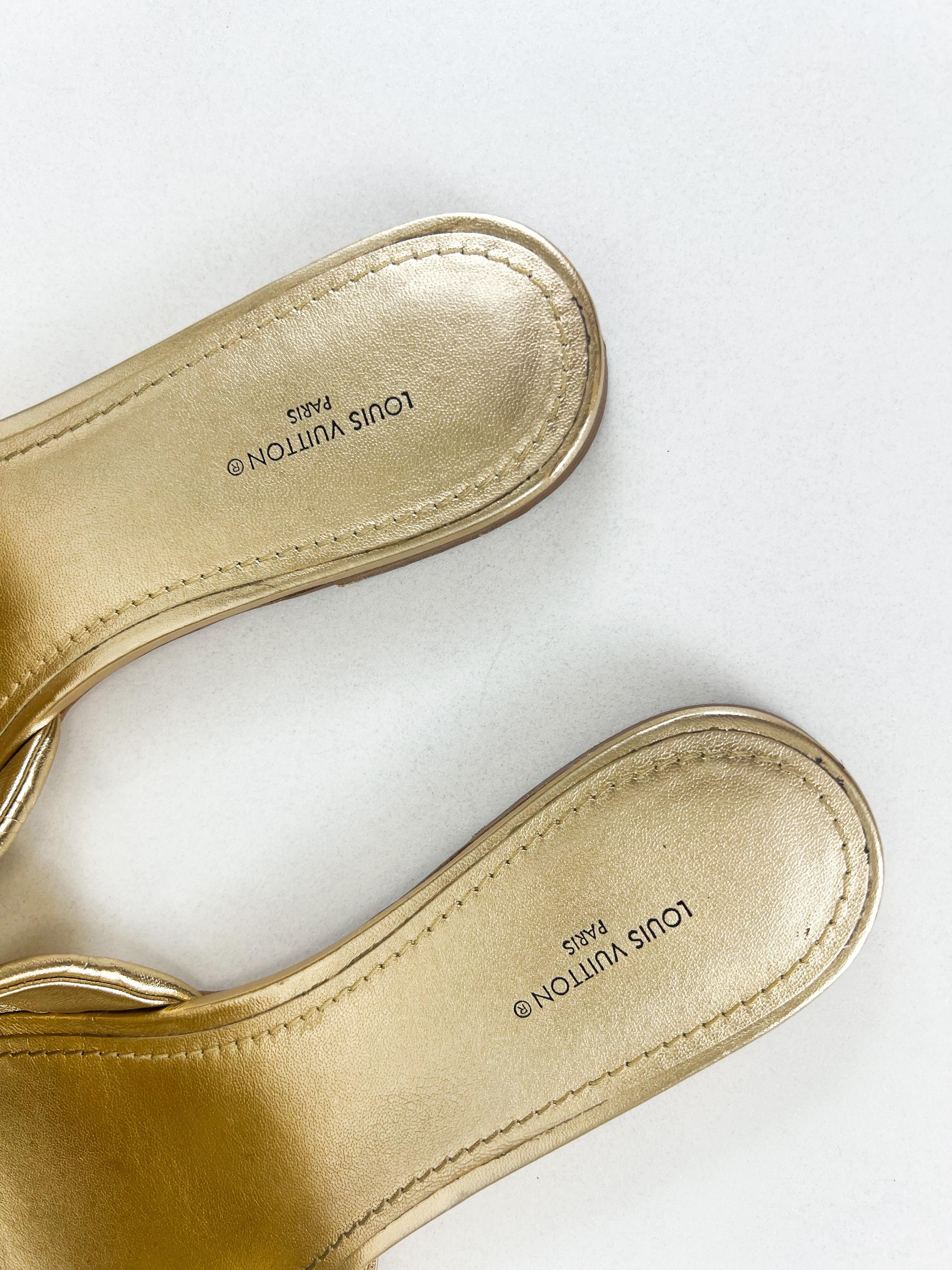 Louis Vuitton Neo Revival Flat Size 39