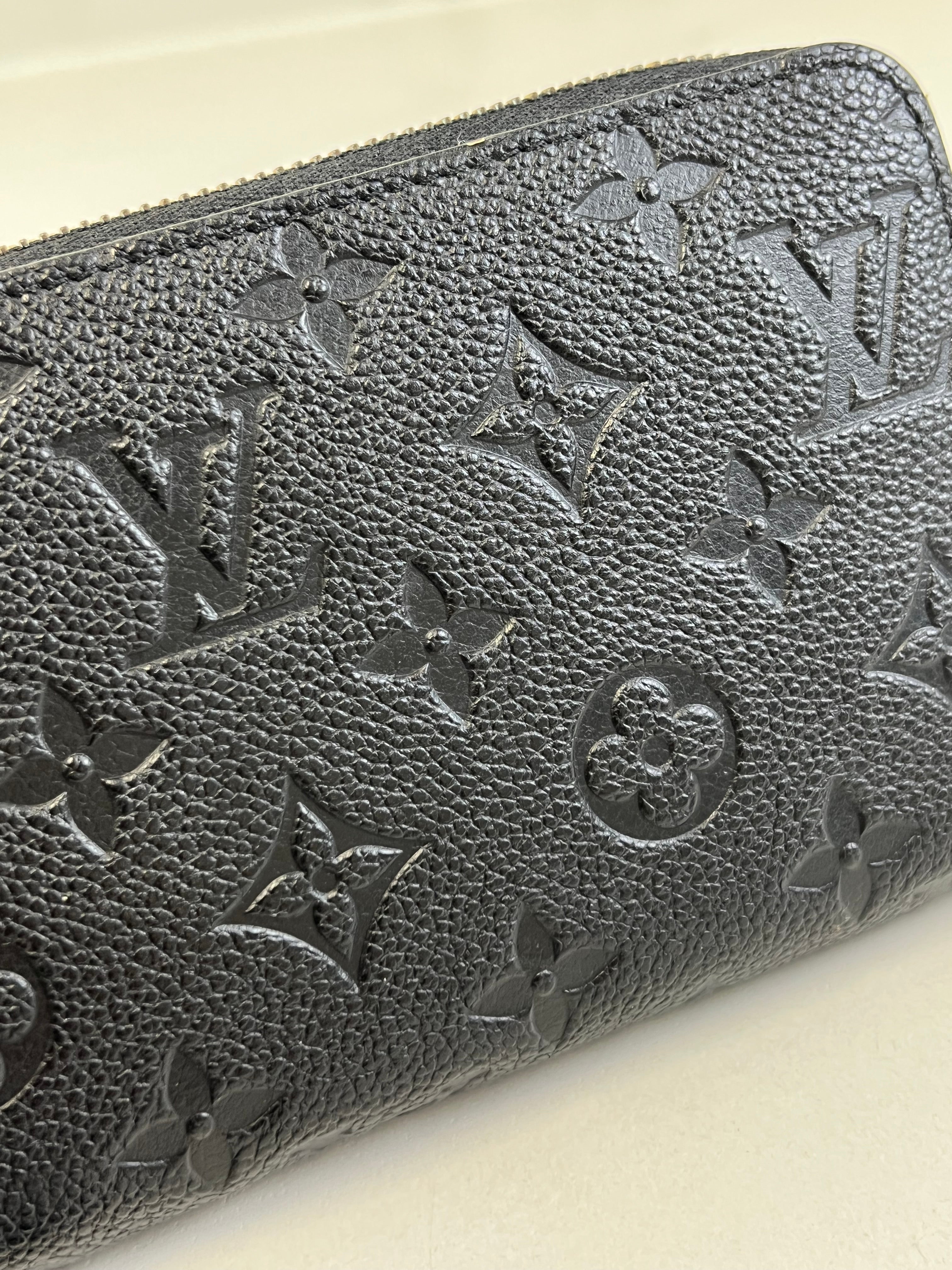 Louis Vuitton Monogram Zippy Wallet