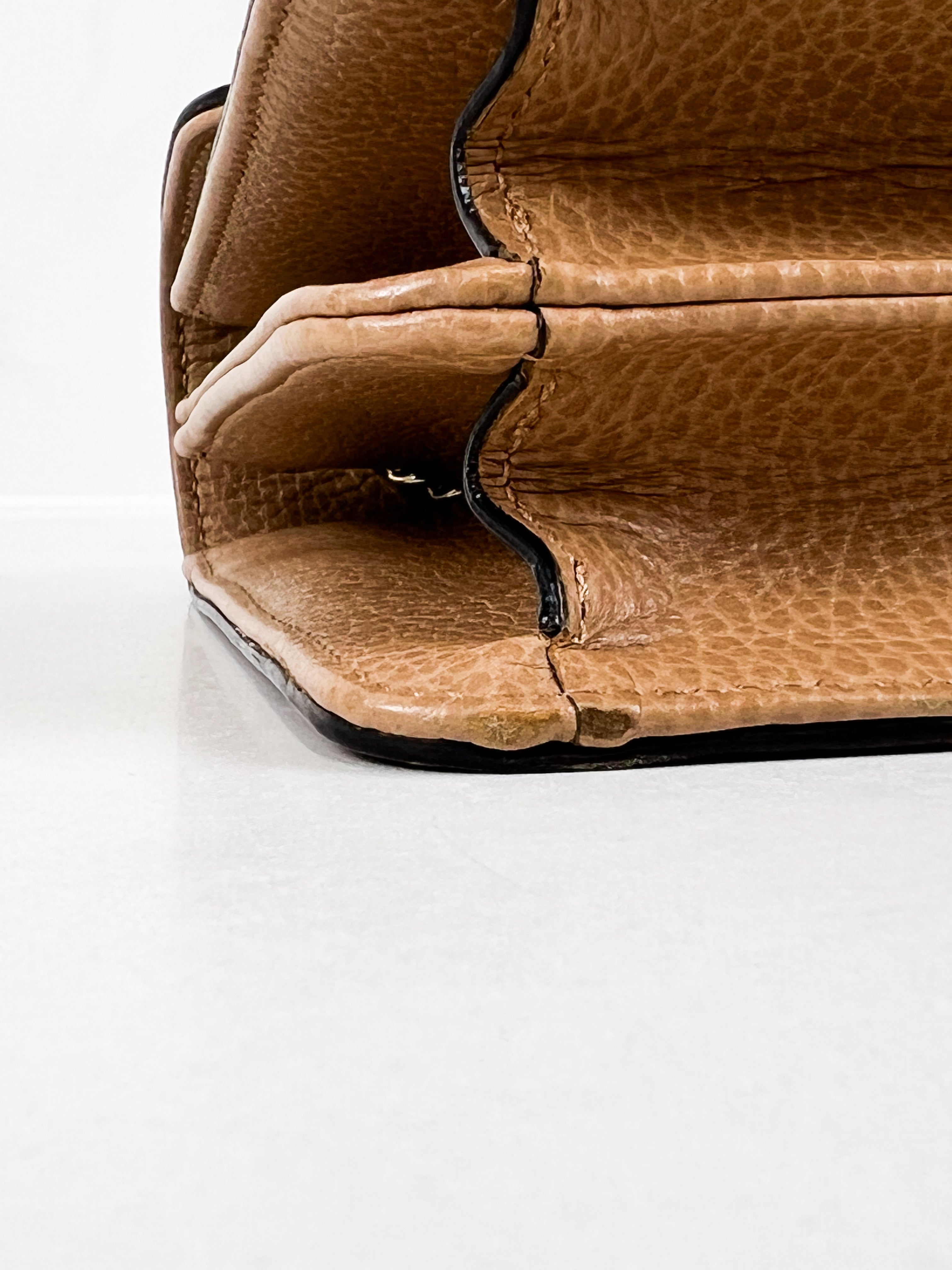 Gucci GG Interlocking Small Leather Shoulder Bag in Beige