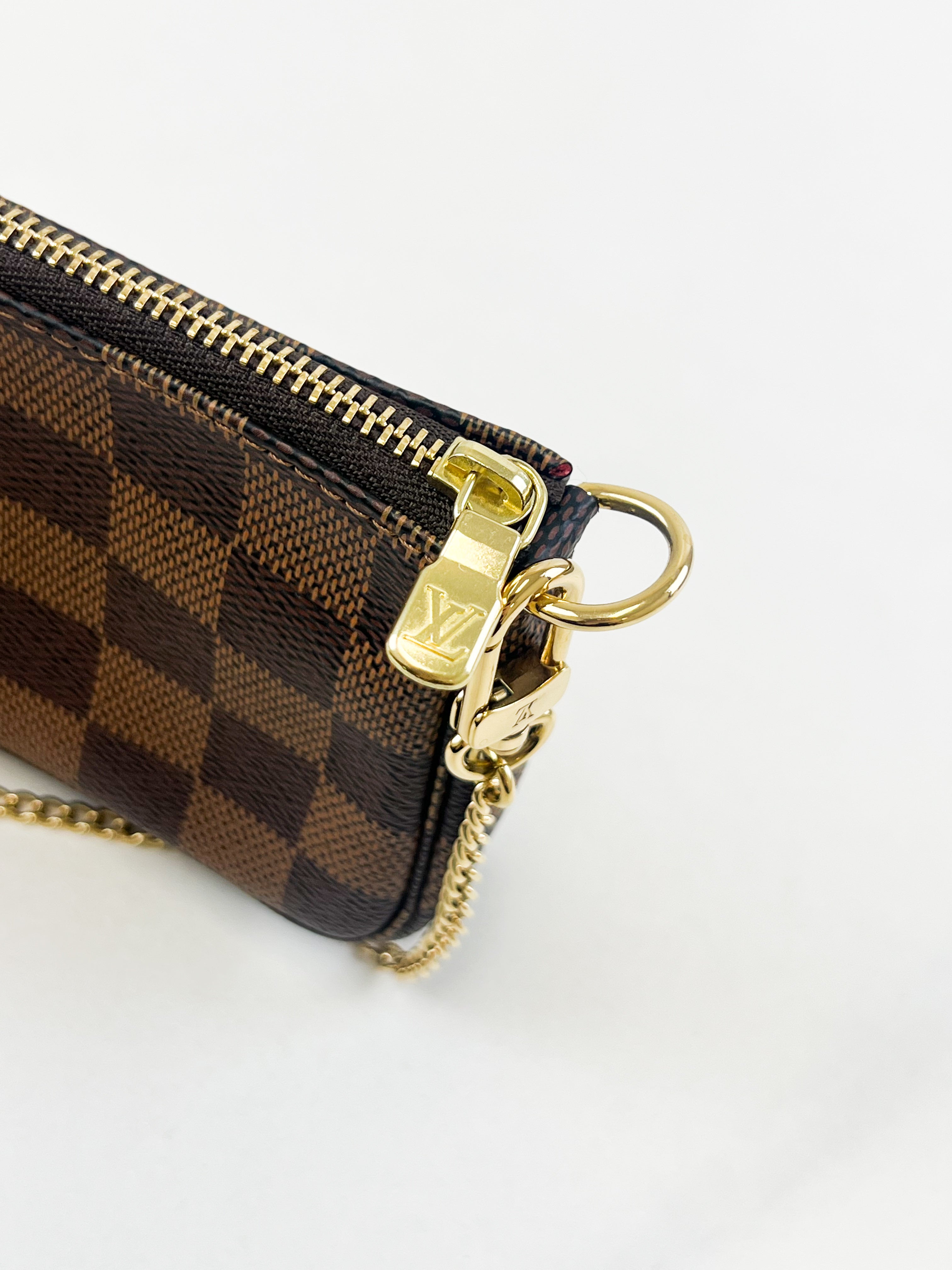 Louis Vuitton Damier Ebene Mini Pochette