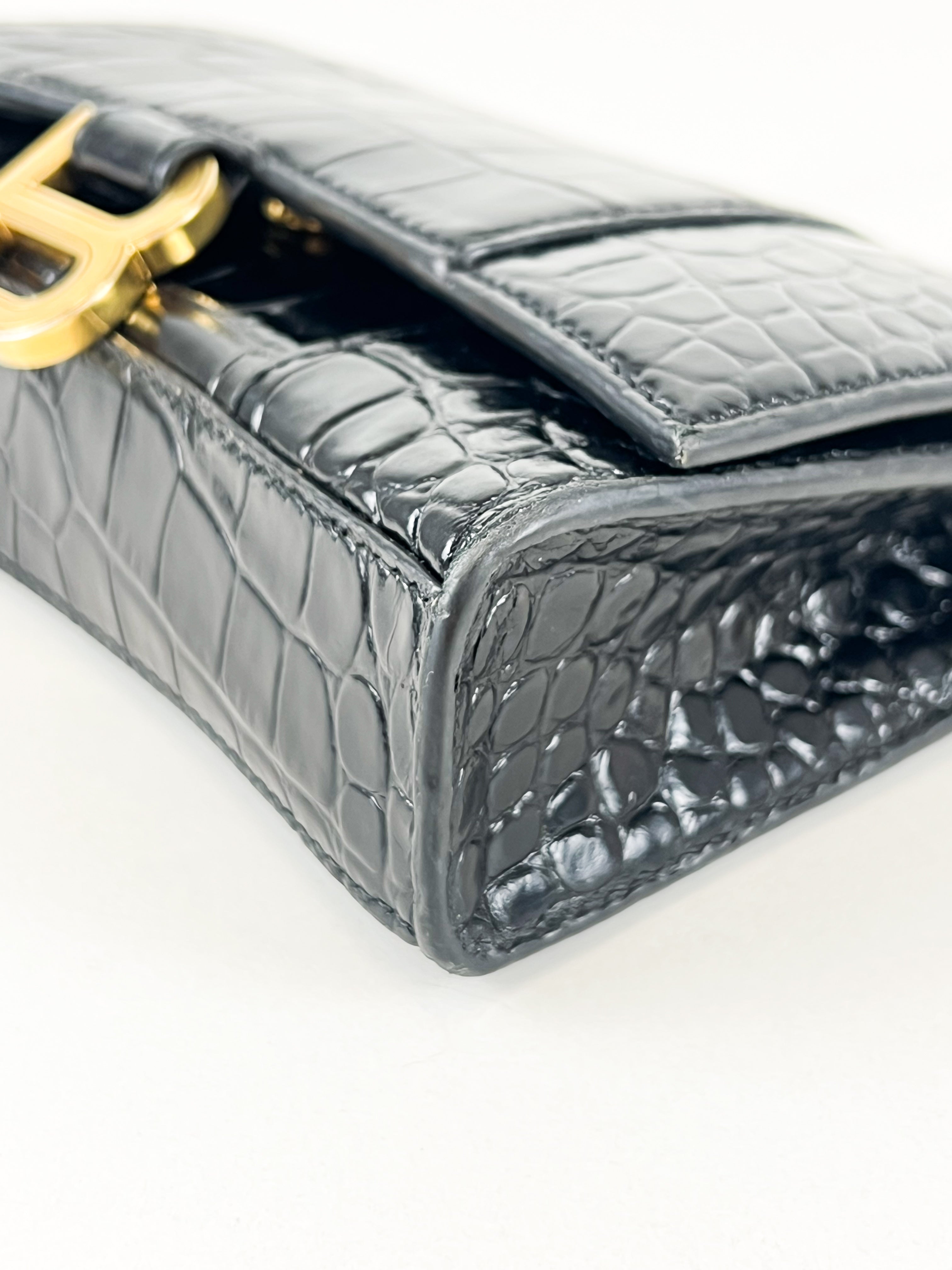 Balenciaga Hourglass Wallet on Chain In Black