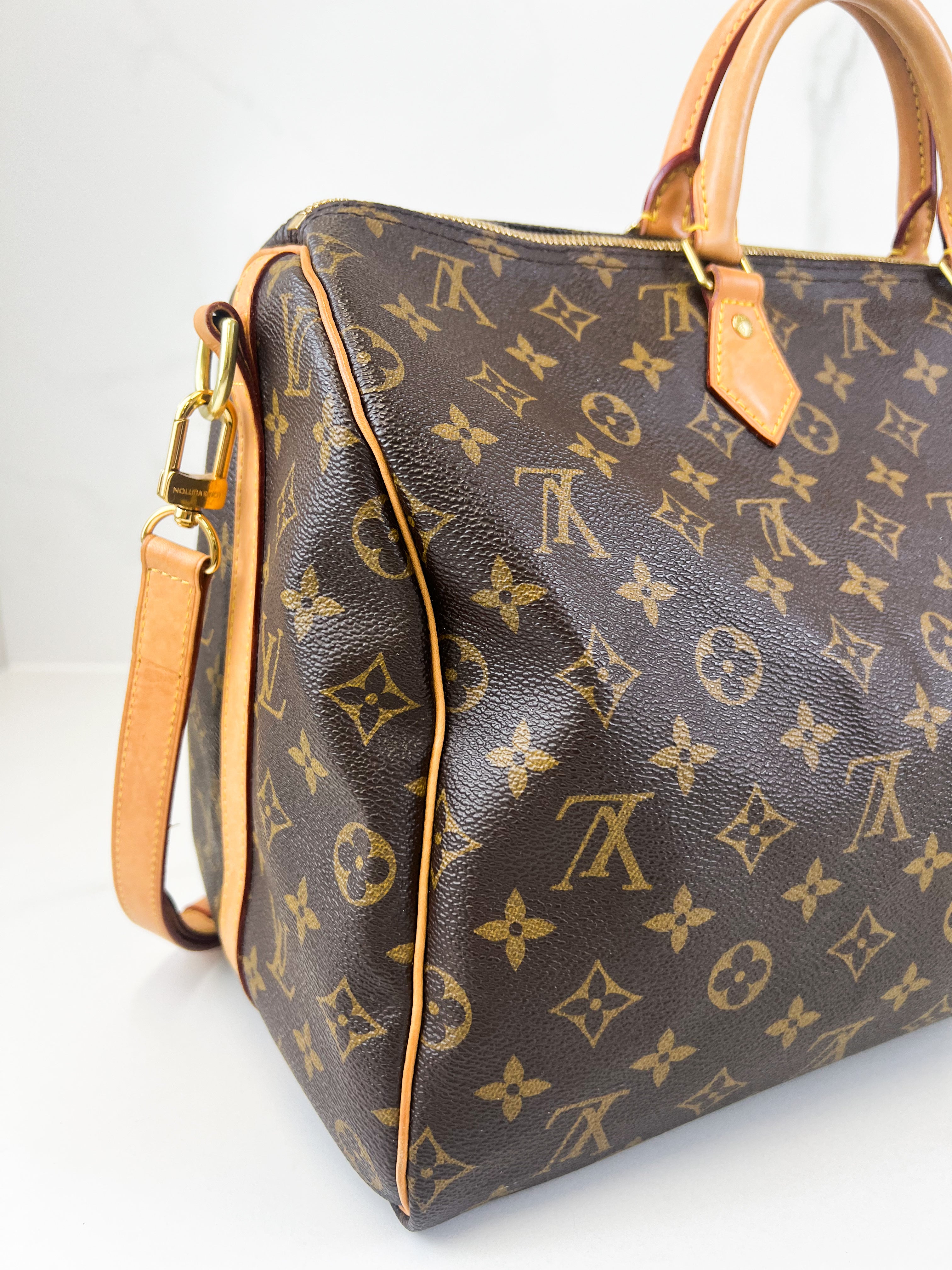 Louis Vuitton Monogram Speedy 40 Bandouliere