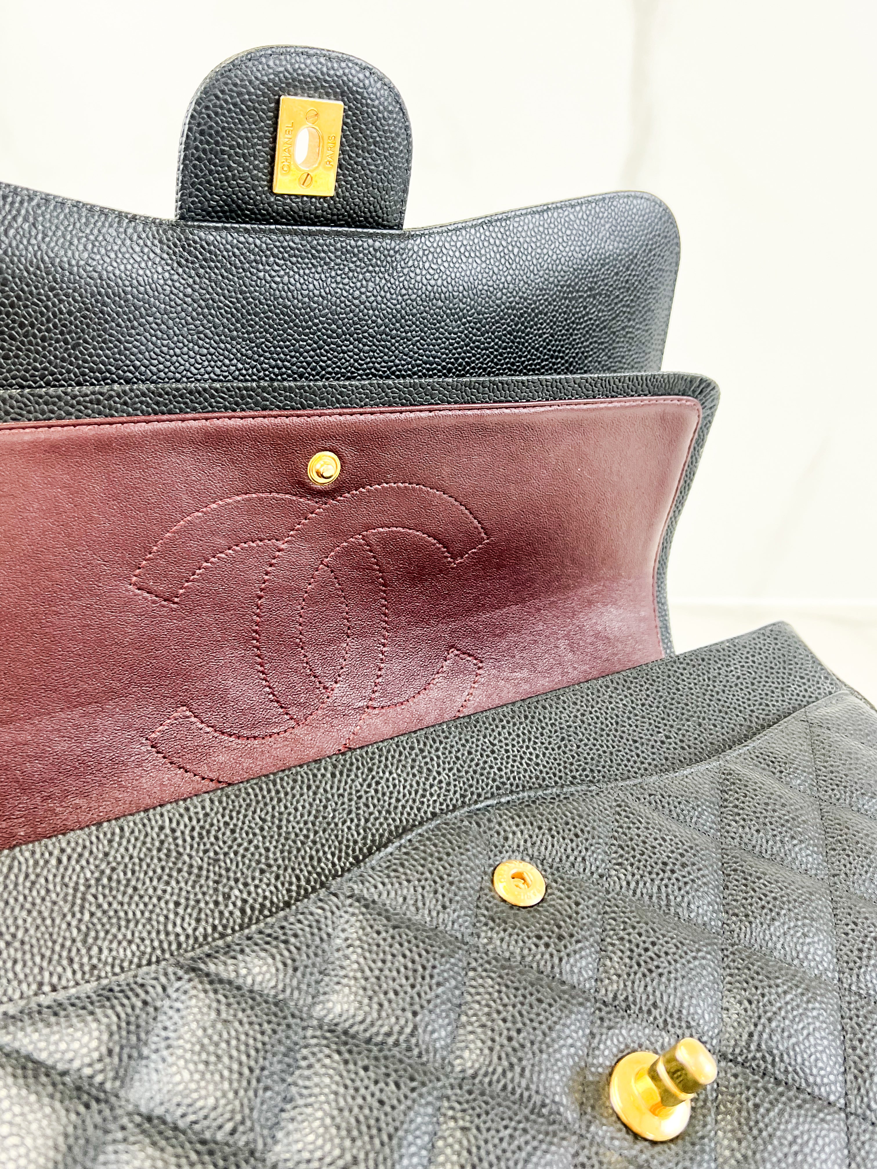 Chanel Classic Jumbo Double Flap Caviar Shoulder Bag GHW