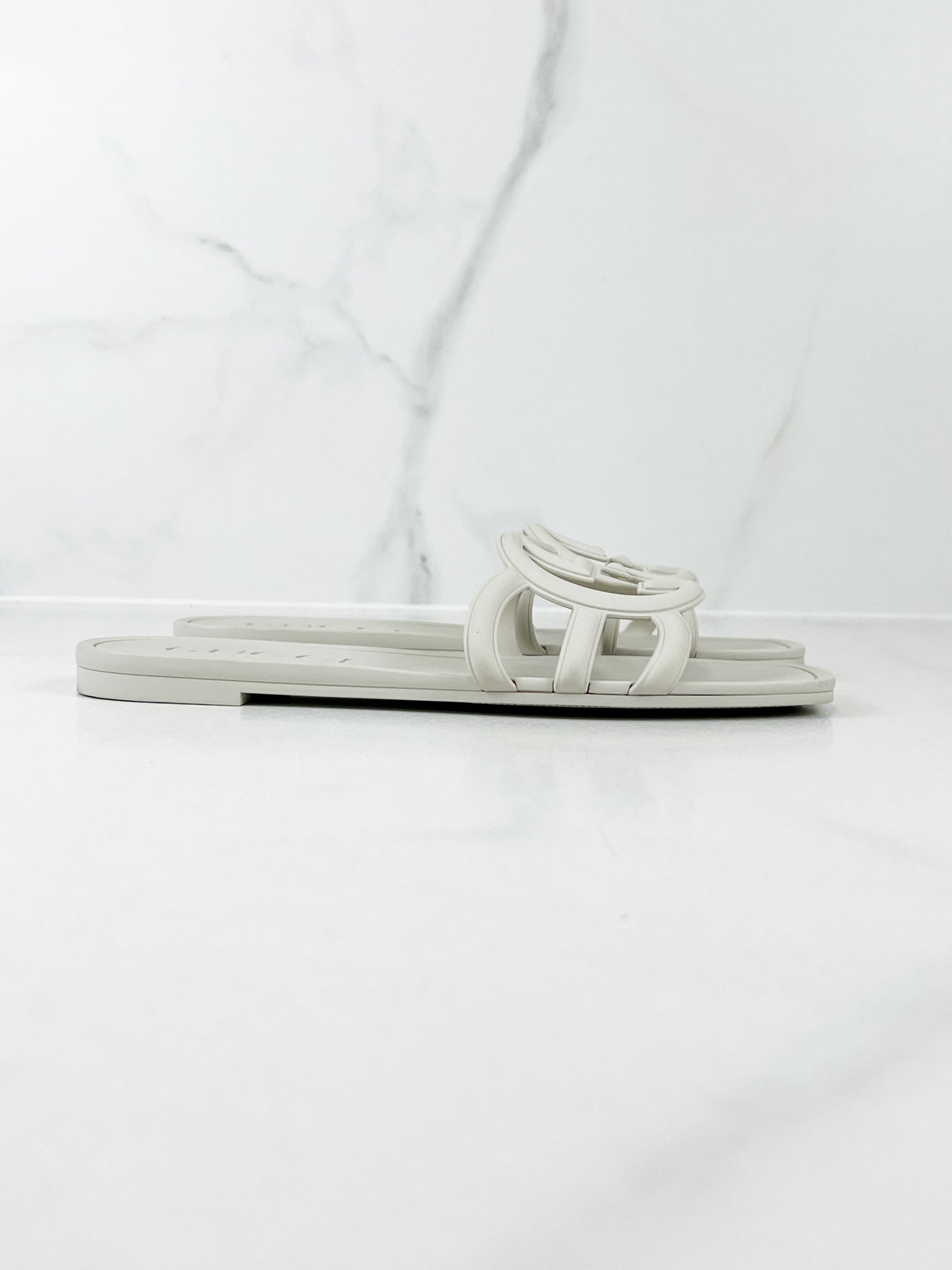 Gucci Interlocking GG Slides Size 37