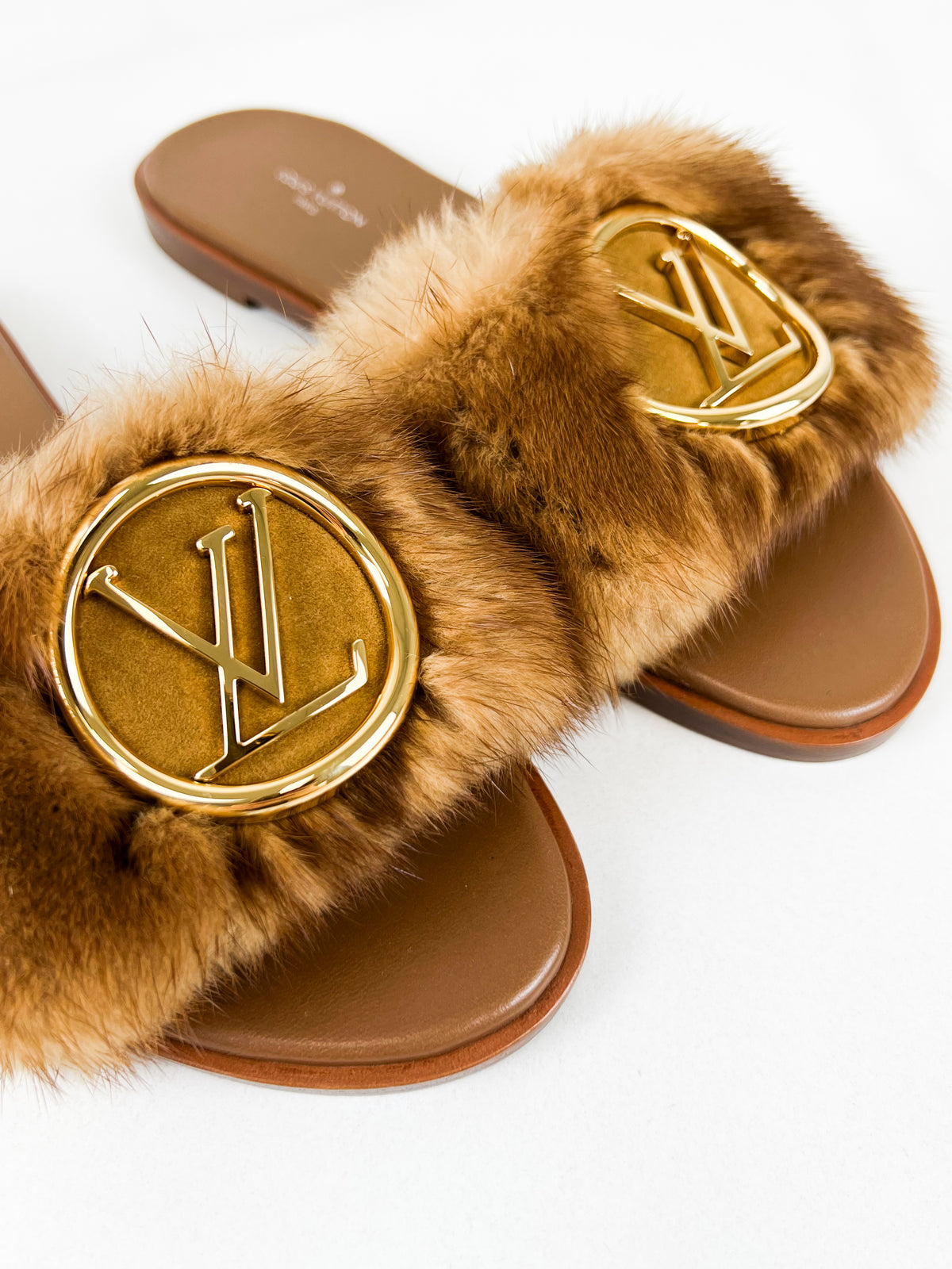 Louis Vuitton Lock It Brown Shearling Flat Slide Size 37