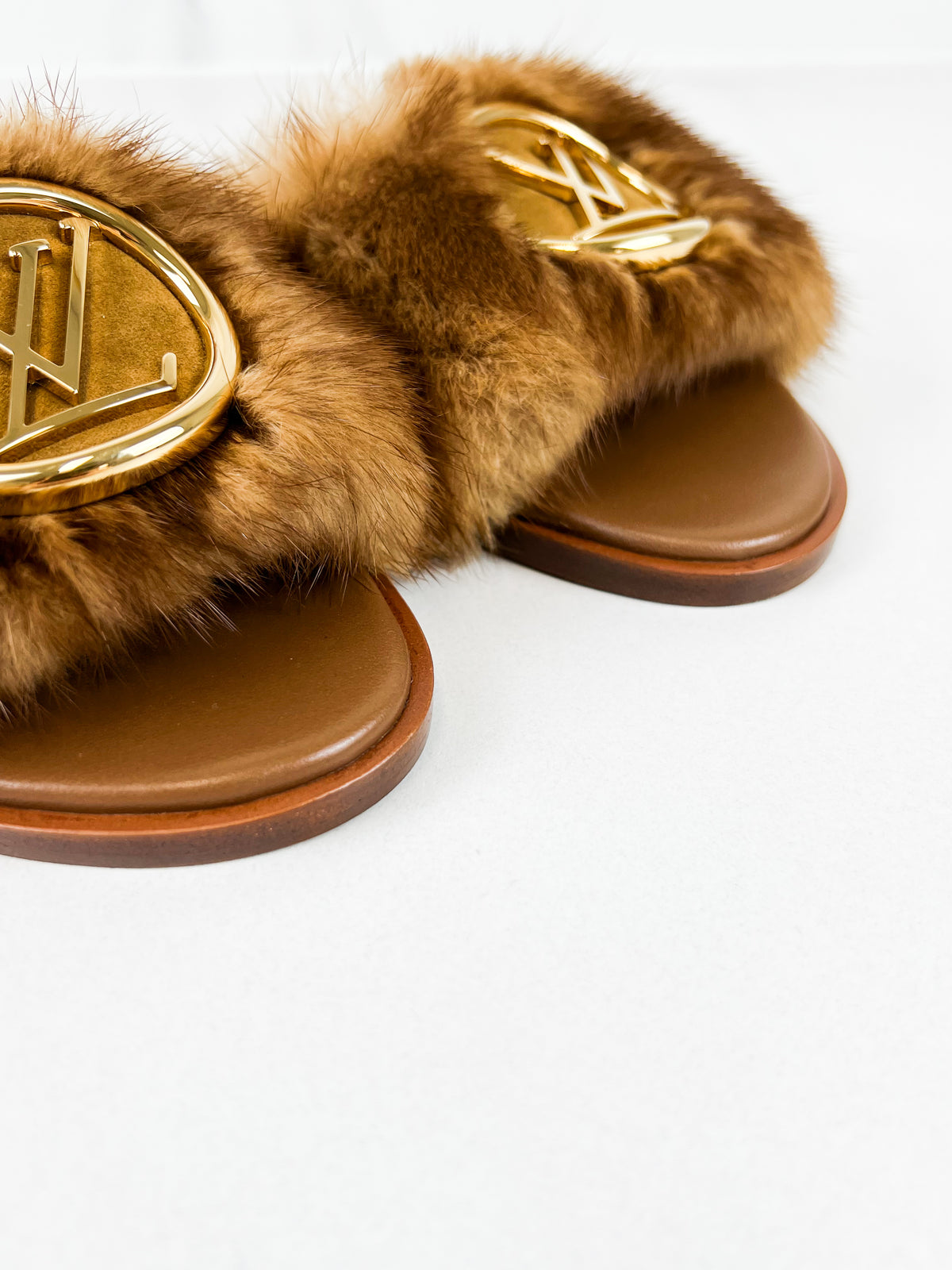 Louis Vuitton Lock It Brown Shearling Flat Slide Size 37