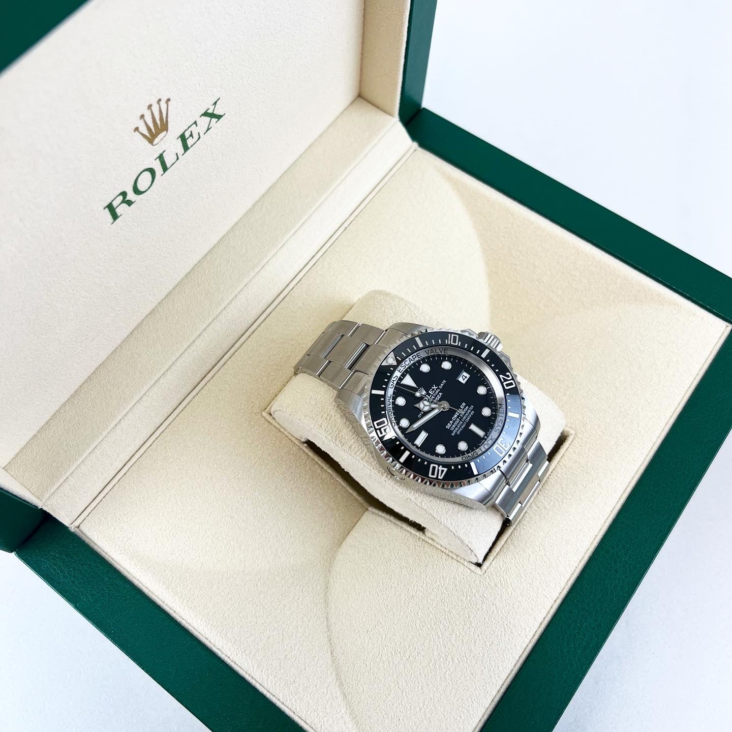 Oyster Perpetual Sea-Dweller 44mm