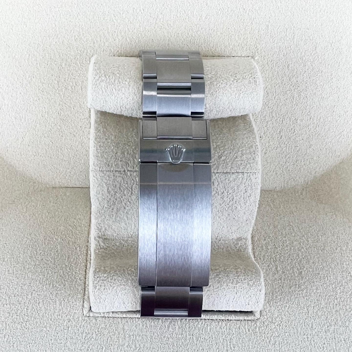 Oyster Perpetual Sea-Dweller 44mm