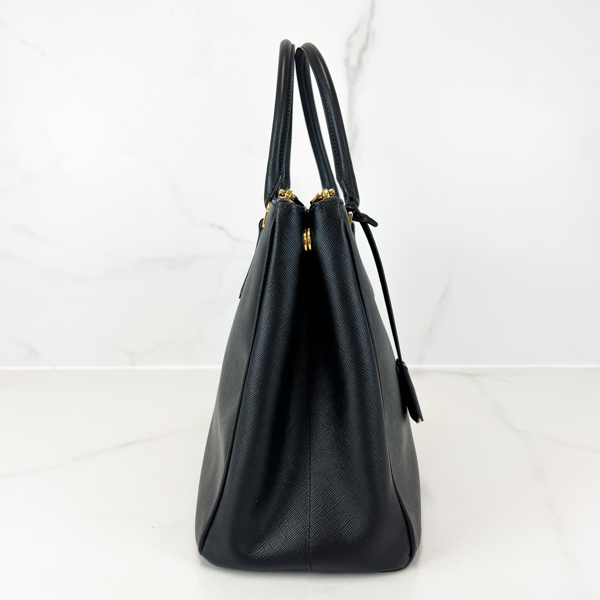 Prada Medium Galleria Saffiano Bag