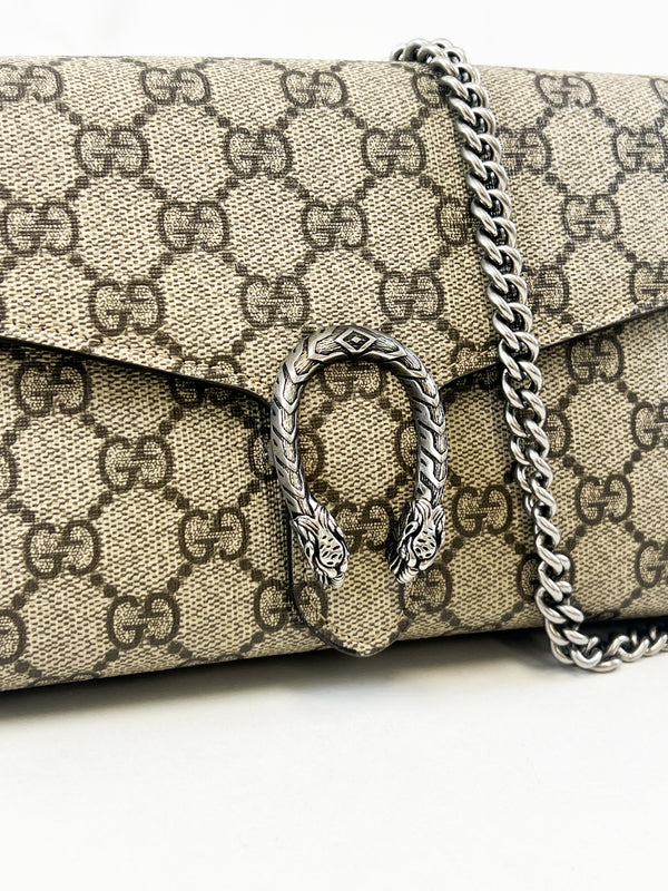 Gucci Dionysus GG Supreme Chain Wallet