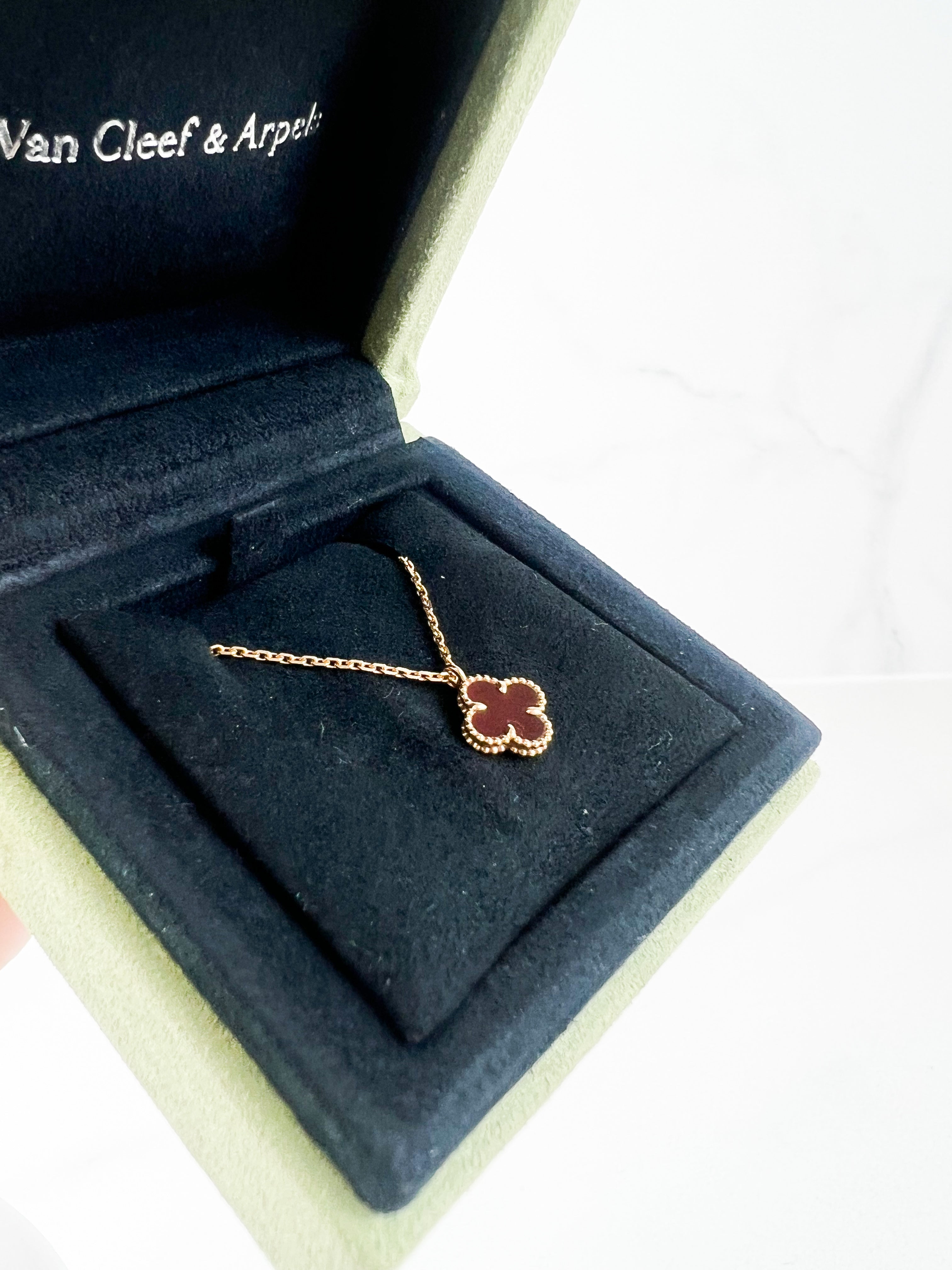 Van Cleef & Arpels Sweet Alhambra Pendant 18k Yellow Gold Necklace