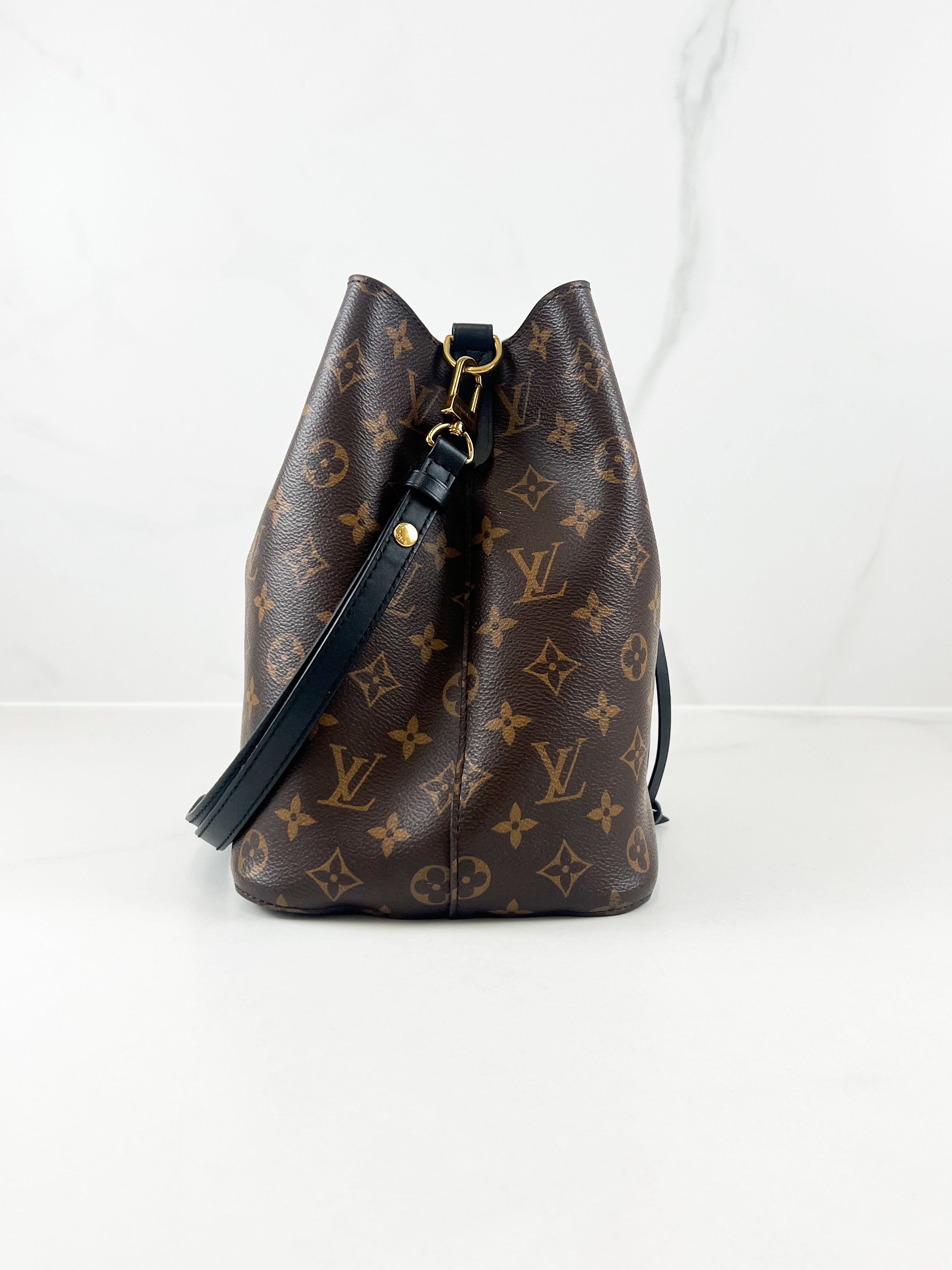 Louis Vuitton Black Neo Noe