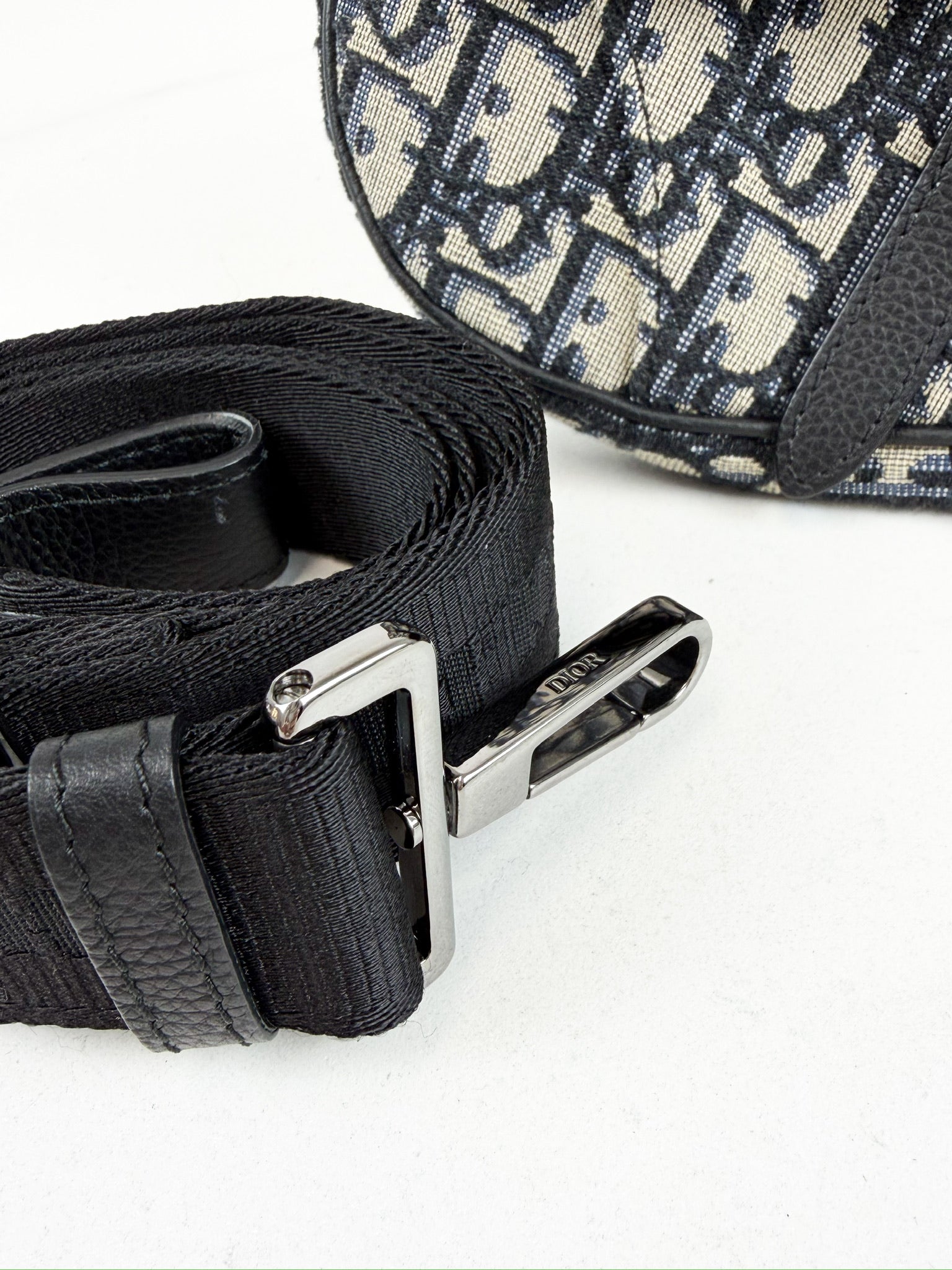 Christian Dior Unisex Saddle Bag in Oblique Canvas