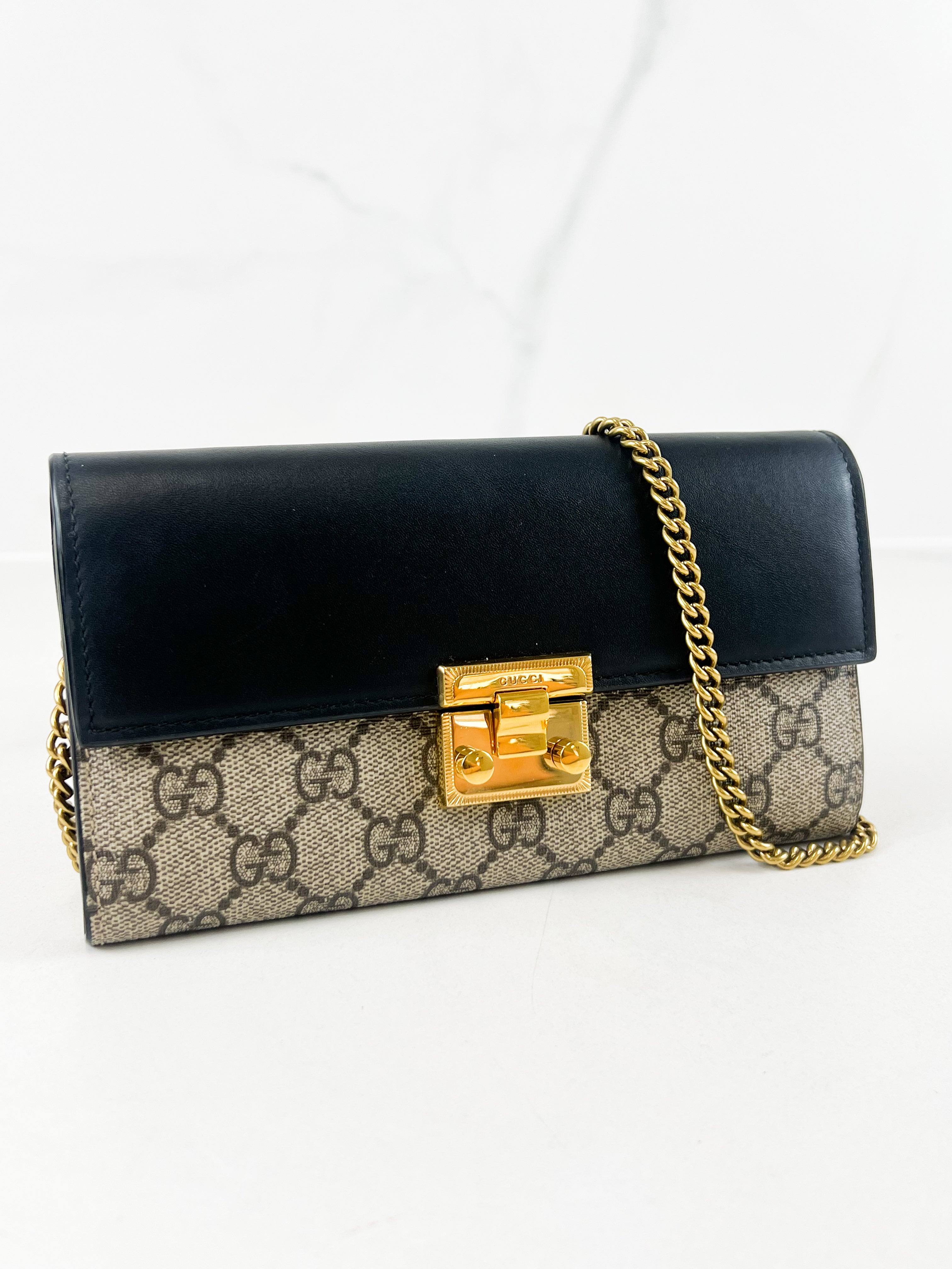 Gucci GG Supreme Continental Padlock WOC