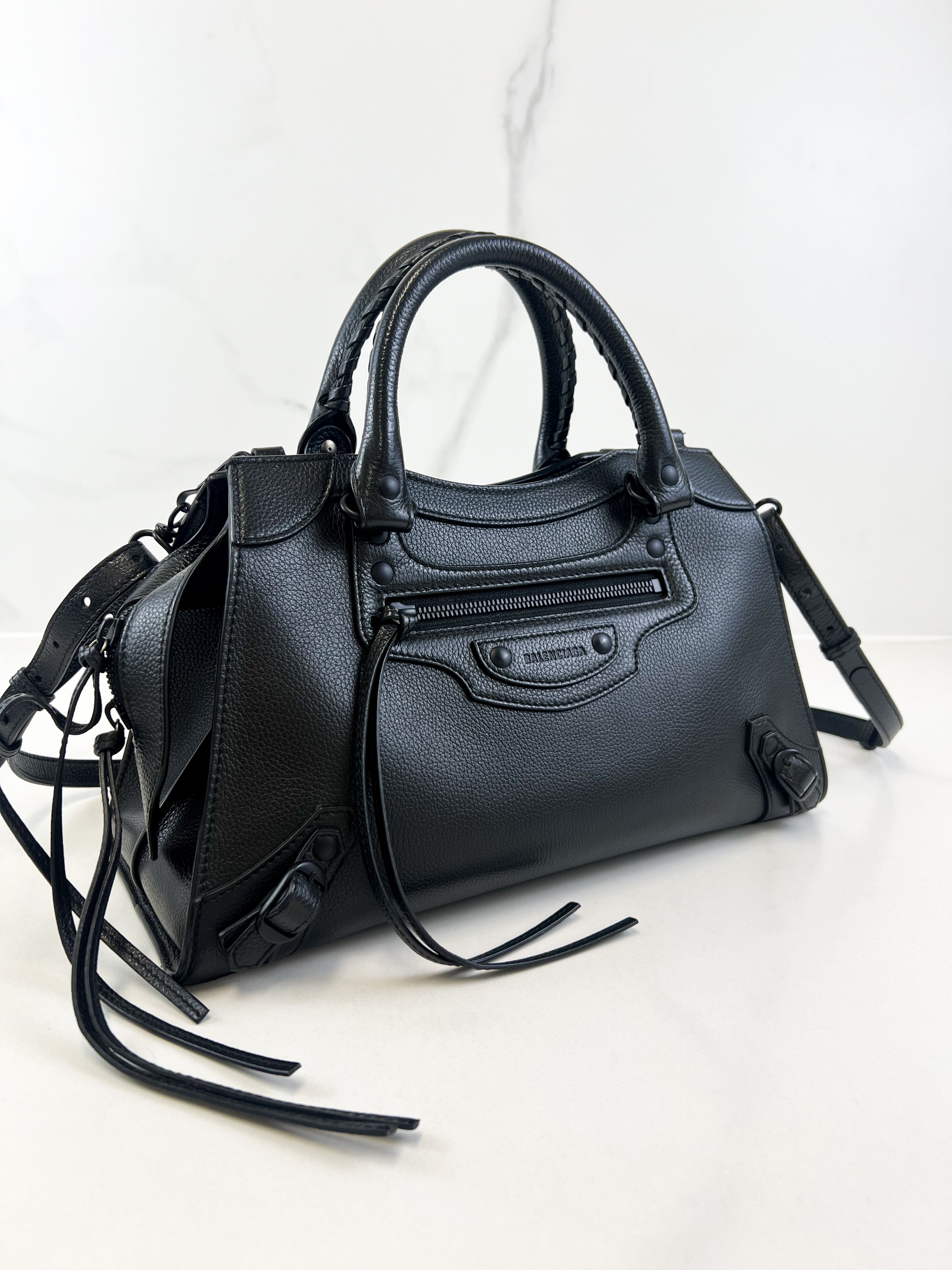 Balenciaga Neo Classic City Grained Shoulder Bag