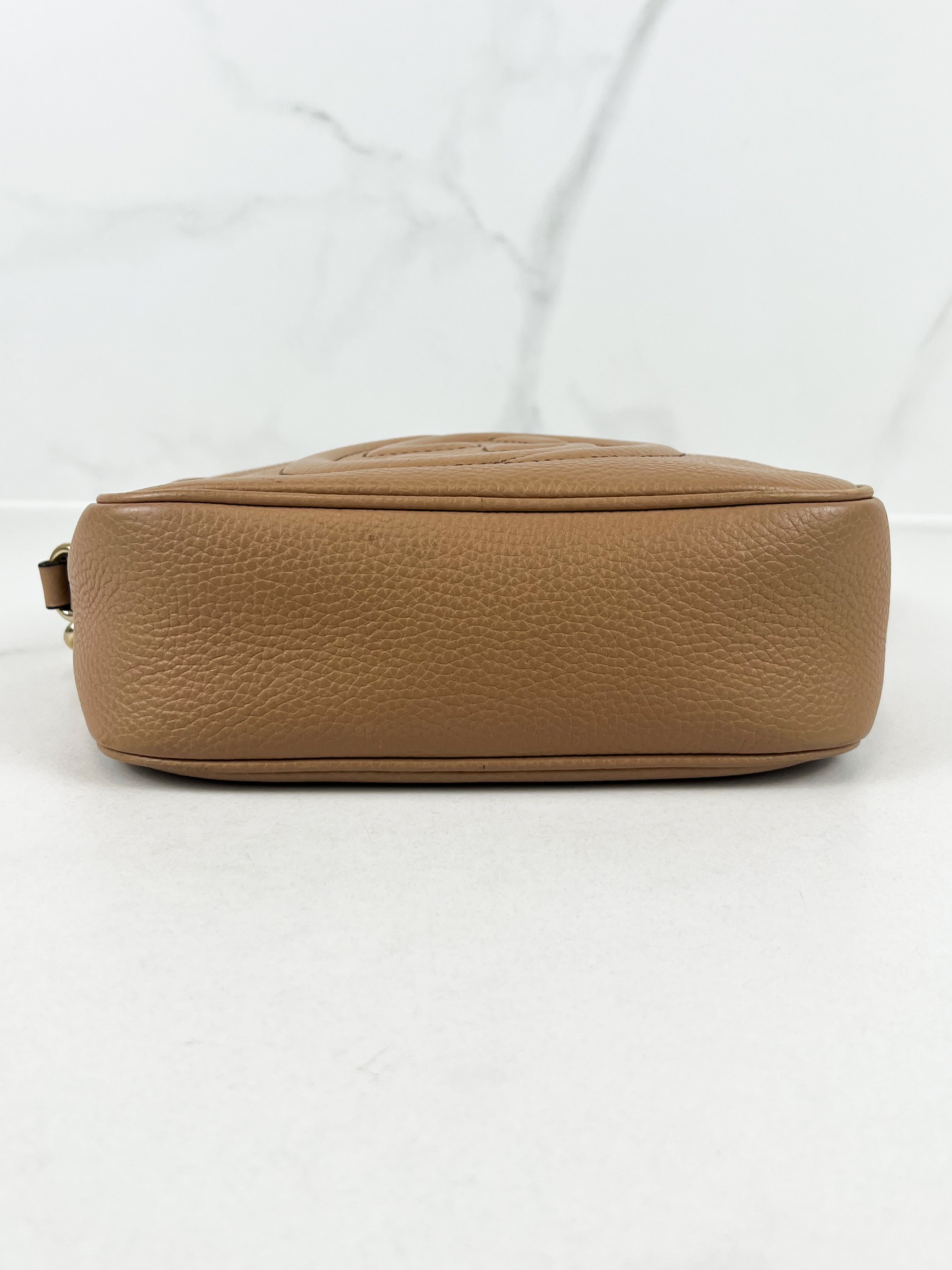 Gucci Soho Disco Crossbody Bag in Beige Leather