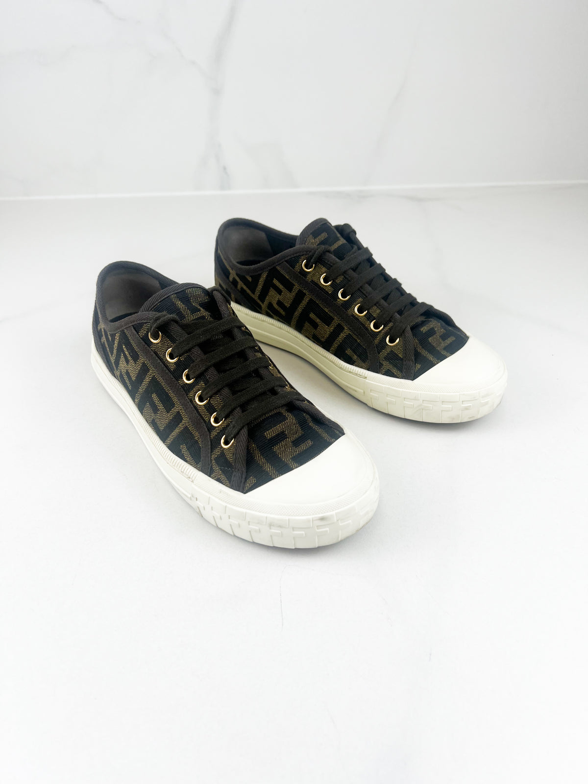 Domino FF Canvas Sneakers Size 38