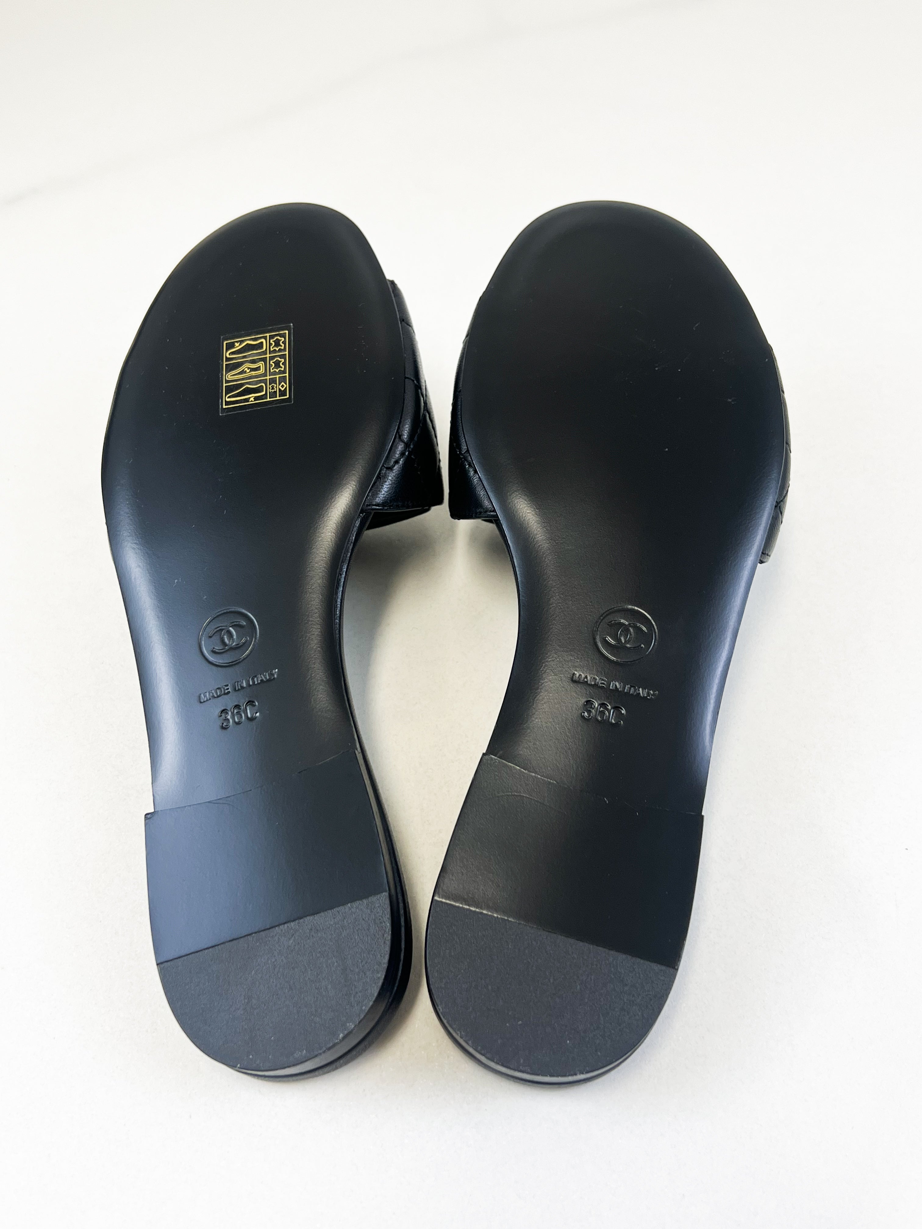 Chanel Black Quilted Leather Slides Size 36C
